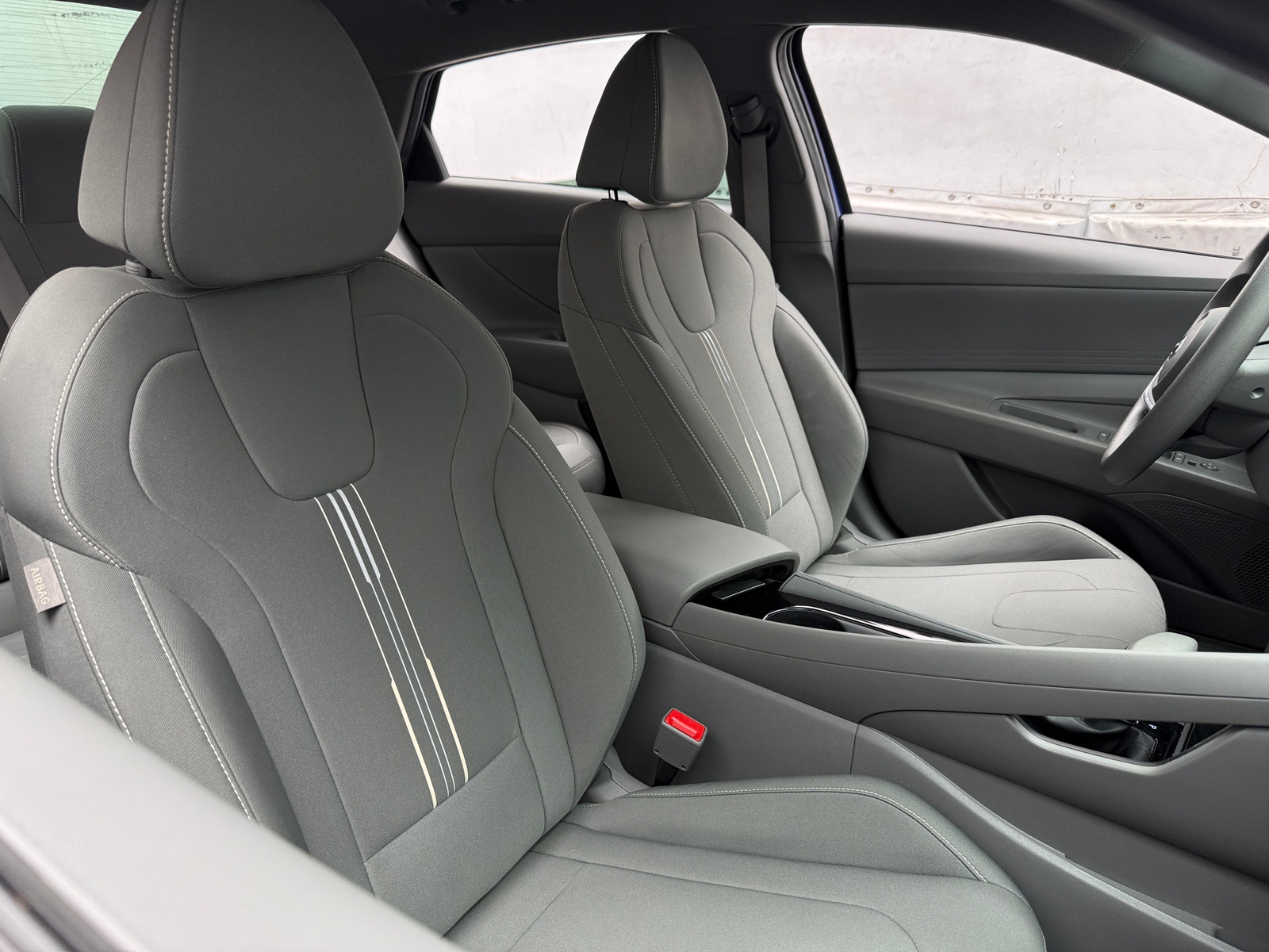 Thumbnail: 2023 Hyundai Elantra - 2