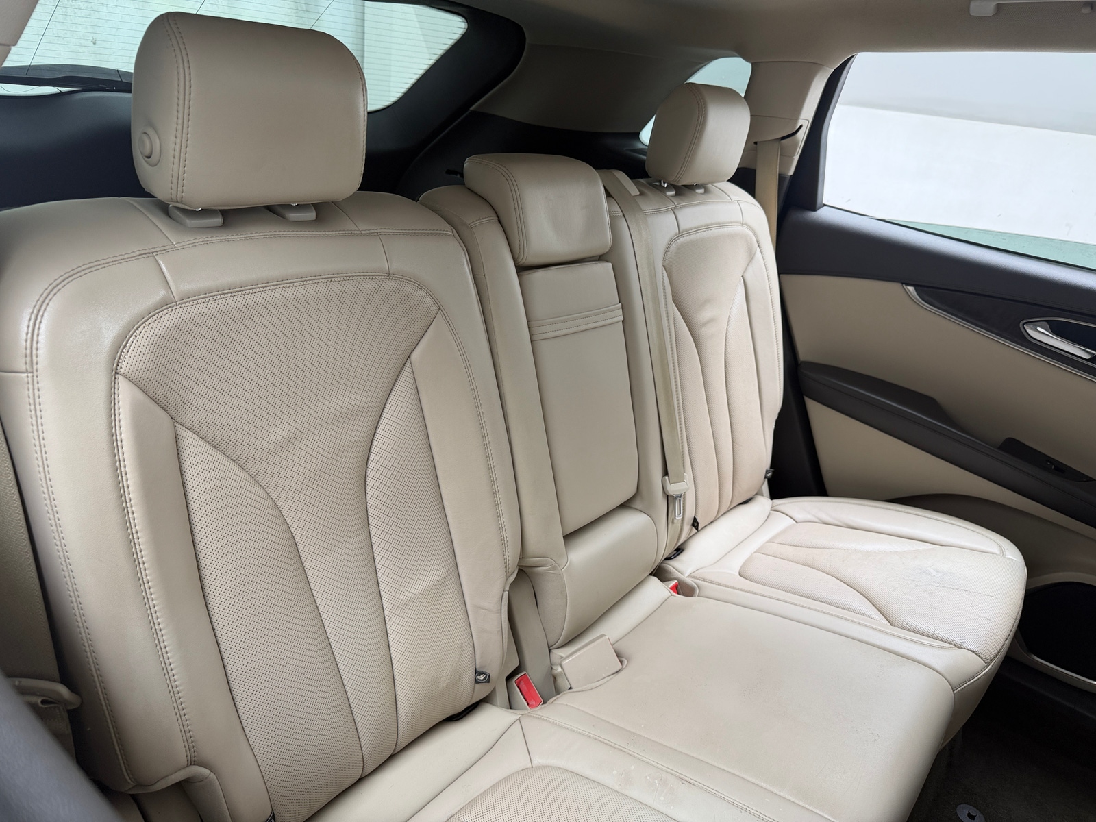 Thumbnail: 2020 Lincoln Nautilus - 5