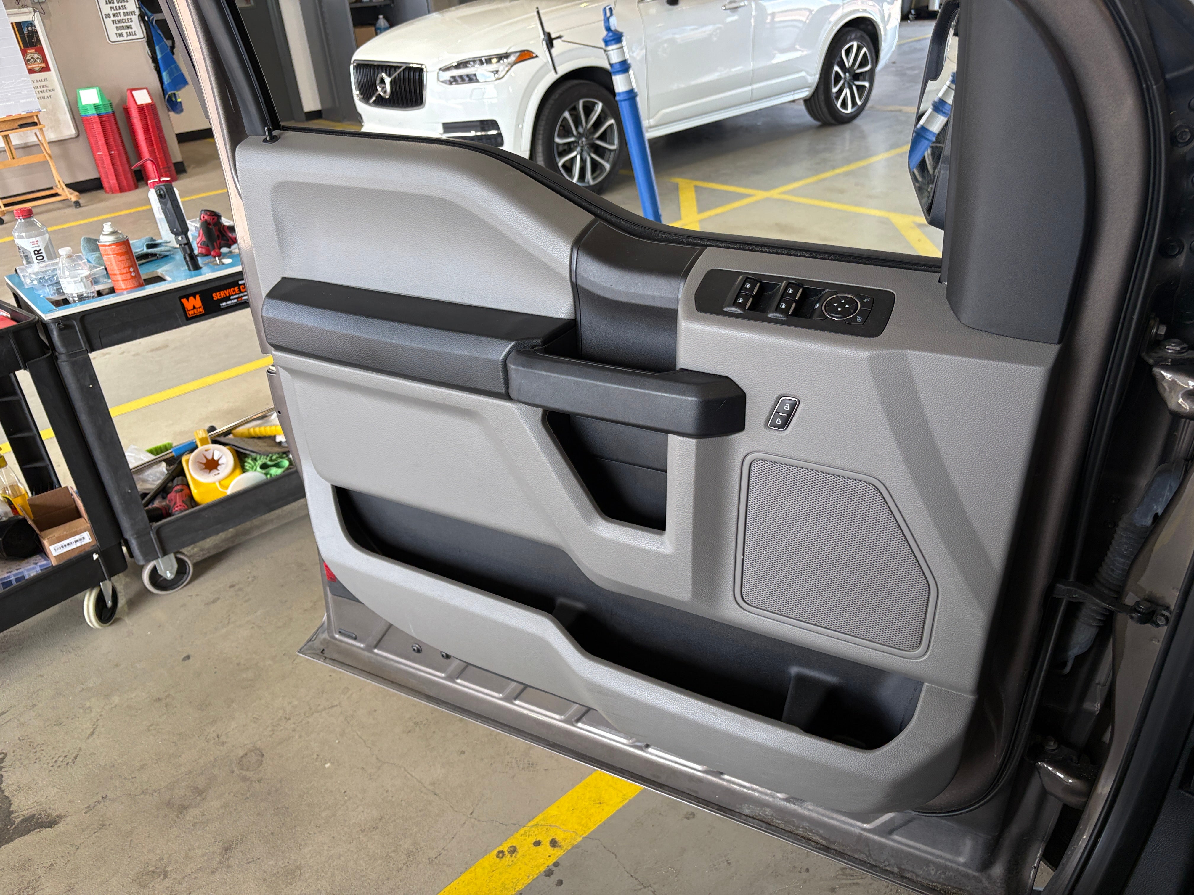 2018 Ford F-150 XL - Photo 10