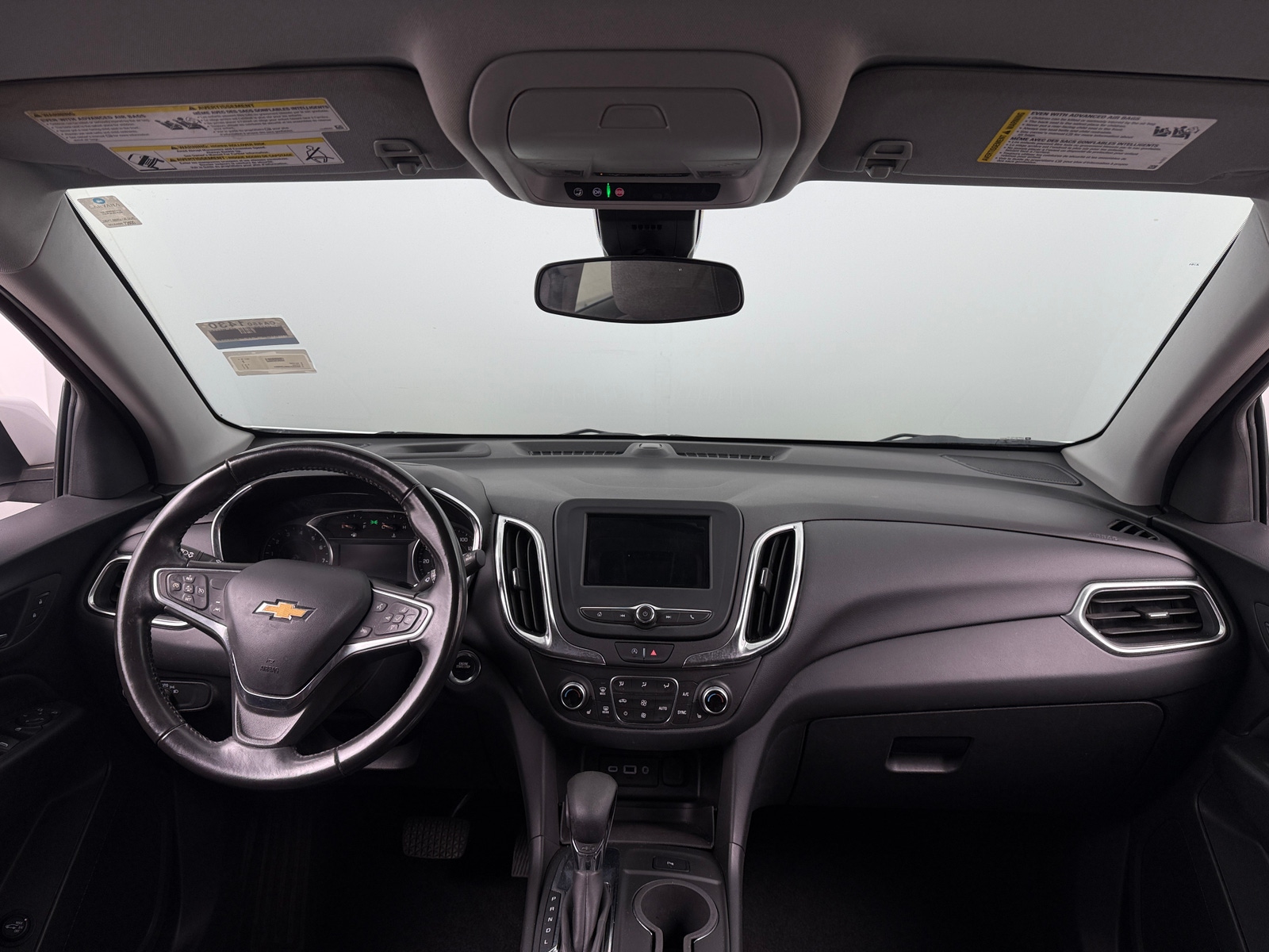 Thumbnail: 2022 Chevrolet Equinox - 3