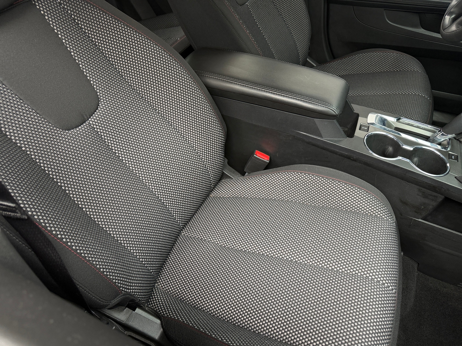 Thumbnail: 2017 Chevrolet Equinox - 2