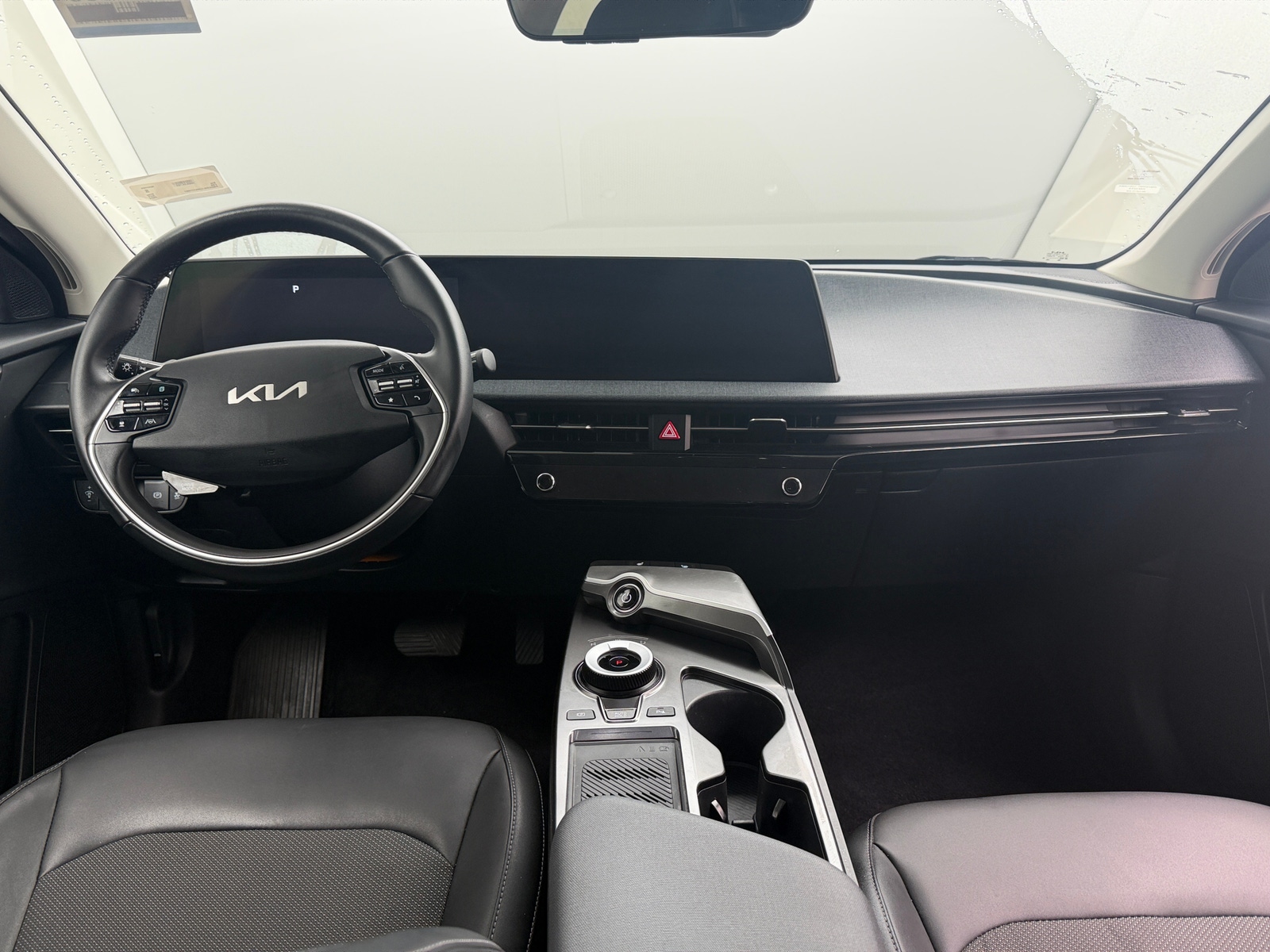 Thumbnail: 2024 Kia EV6 - 2