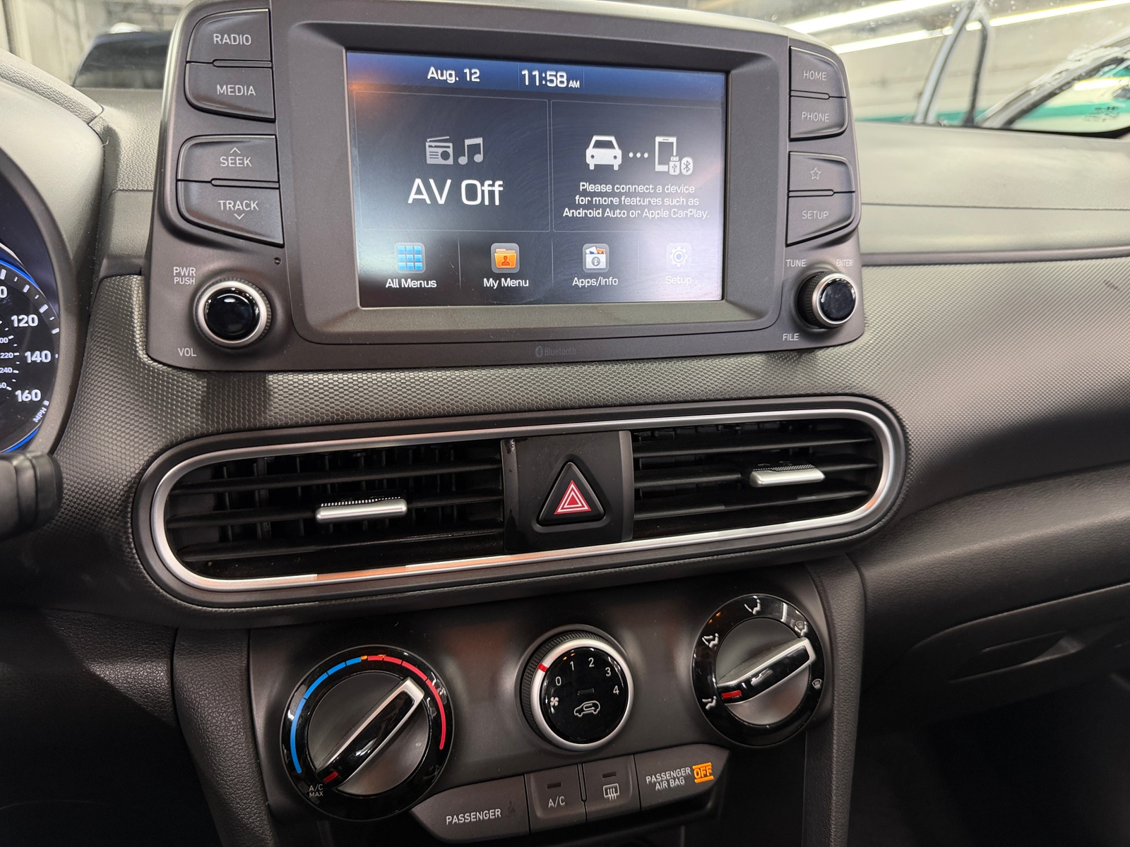 Thumbnail: 2019 Hyundai Kona - 4