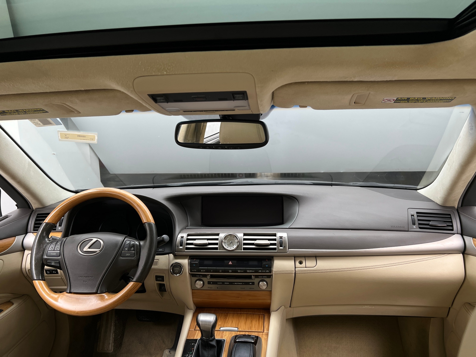 Thumbnail: 2014 Lexus LS - 2