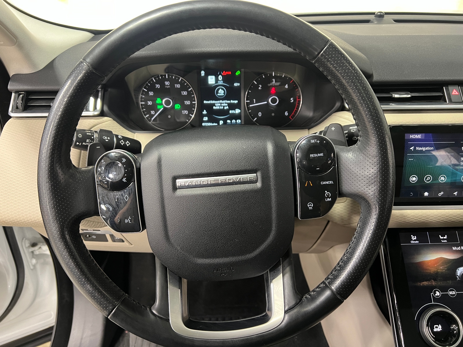 Thumbnail: 2018 Land Rover Range Rover Velar - 4