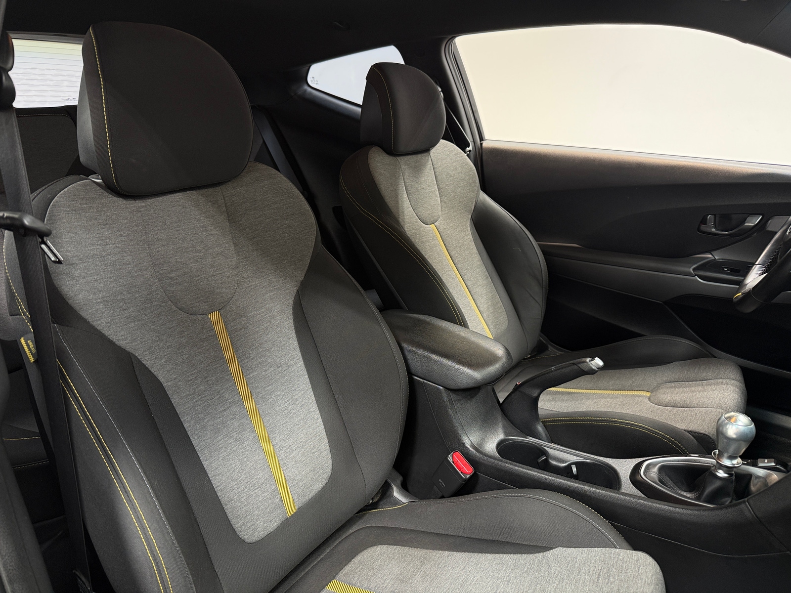 Thumbnail: 2019 Hyundai Veloster - 2