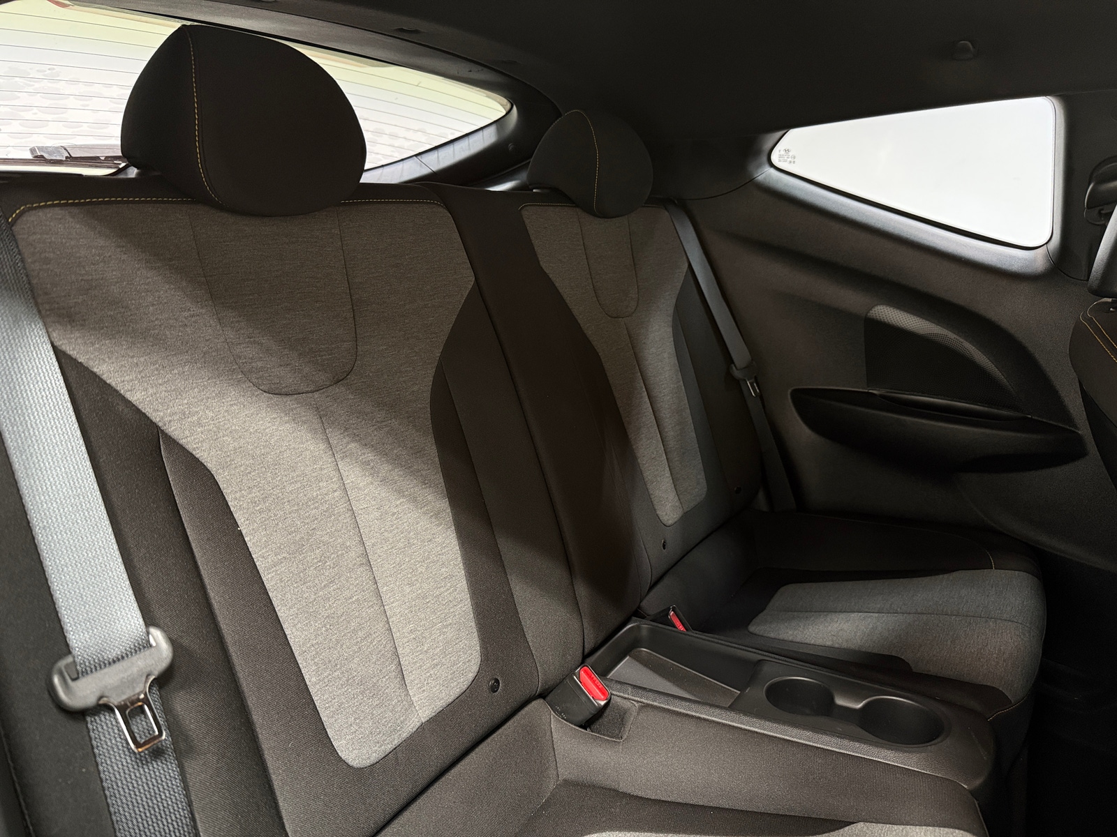 Thumbnail: 2019 Hyundai Veloster - 6