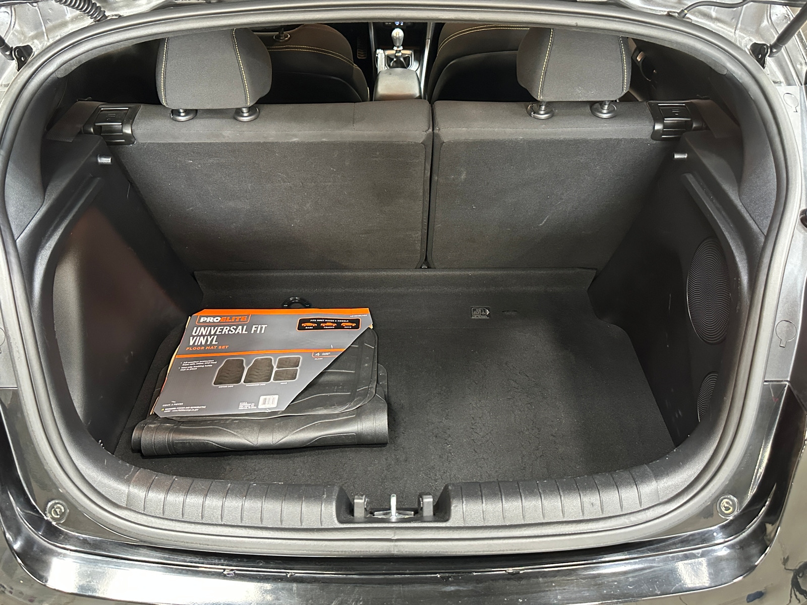 Thumbnail: 2019 Hyundai Veloster - 7