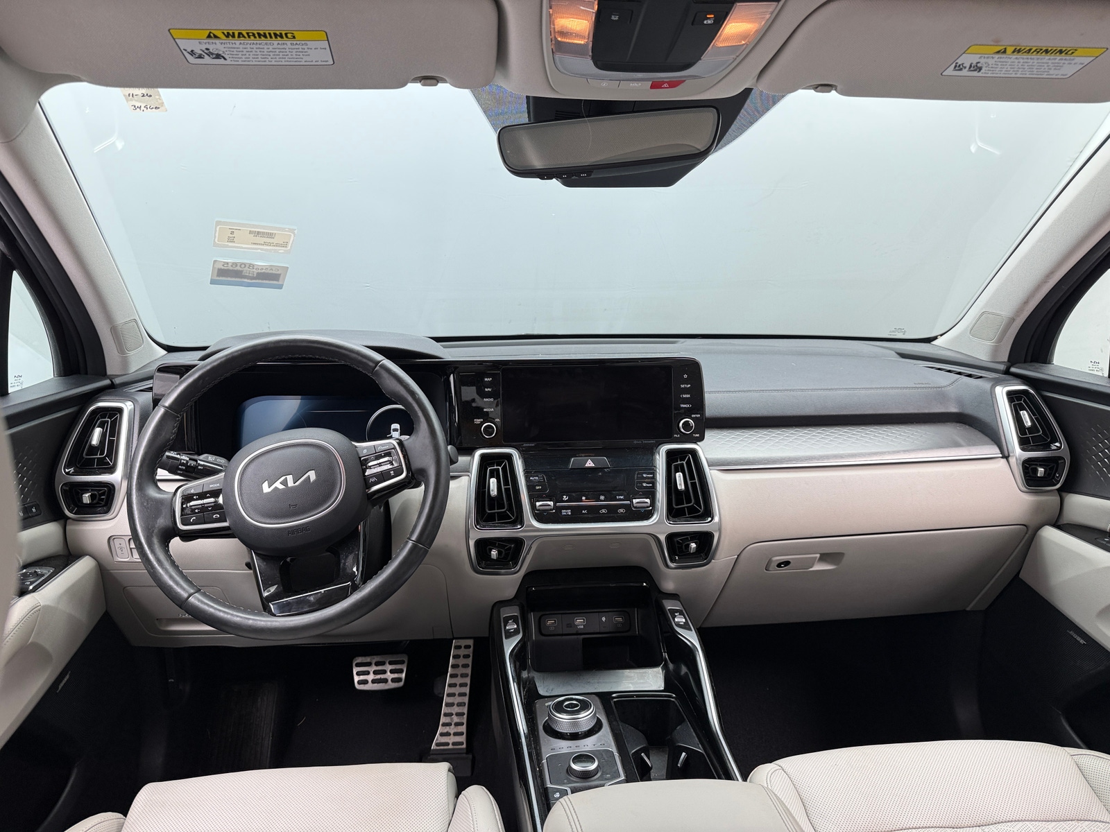 Thumbnail: 2023 Kia Sorento - 2