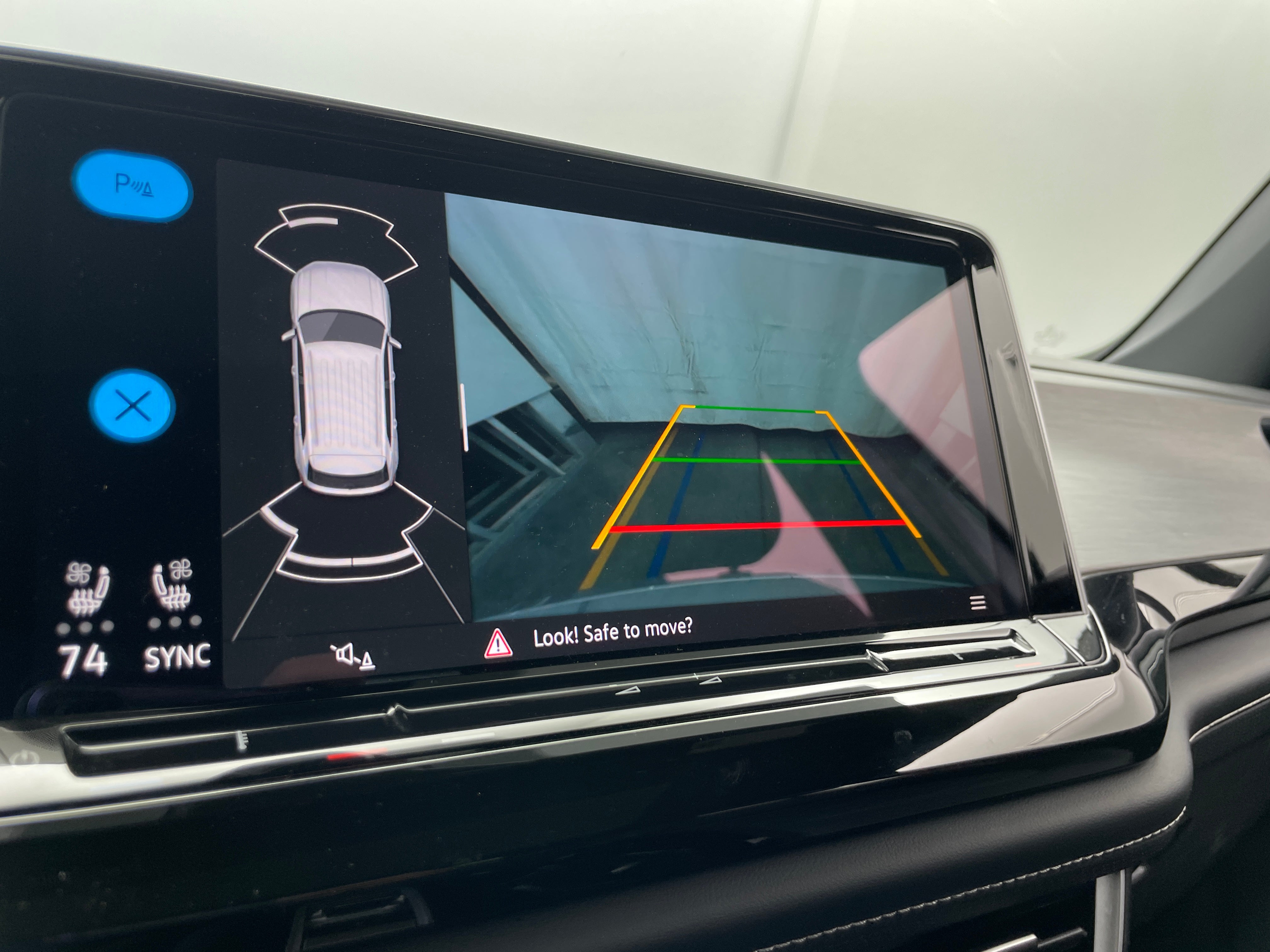 2026 Volkswagen Atlas Cross Sport SE w/Tech - Photo 13