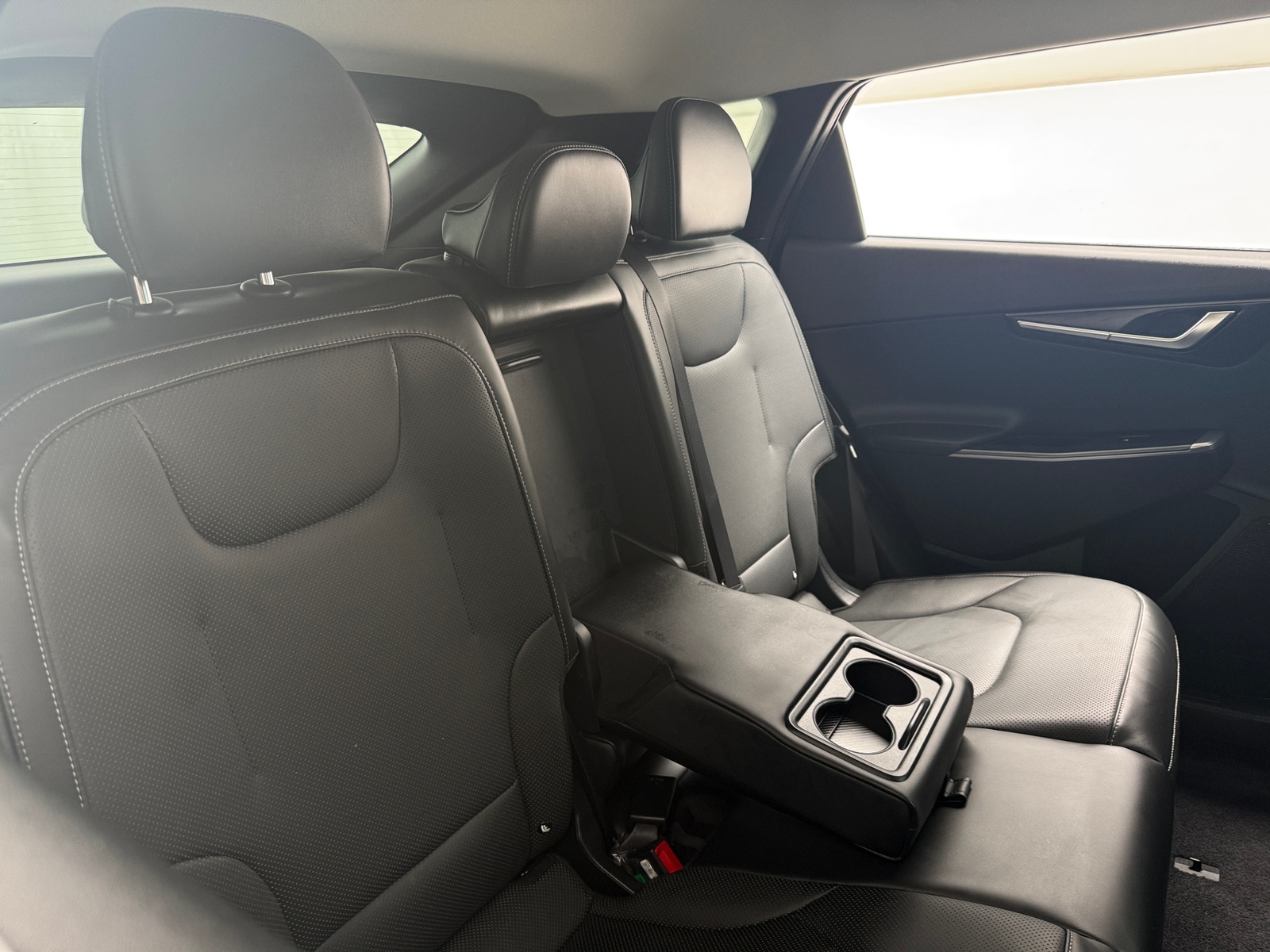 Thumbnail: 2023 Kia EV6 - 5