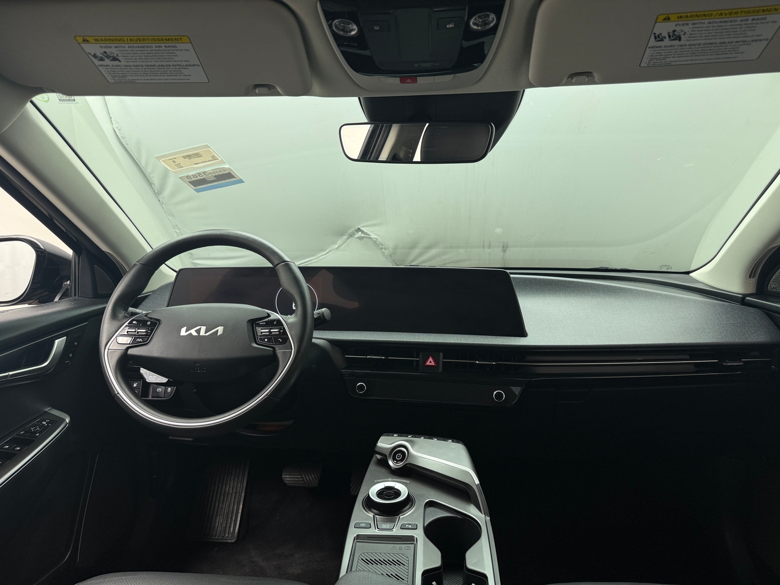 Thumbnail: 2023 Kia EV6 - 2