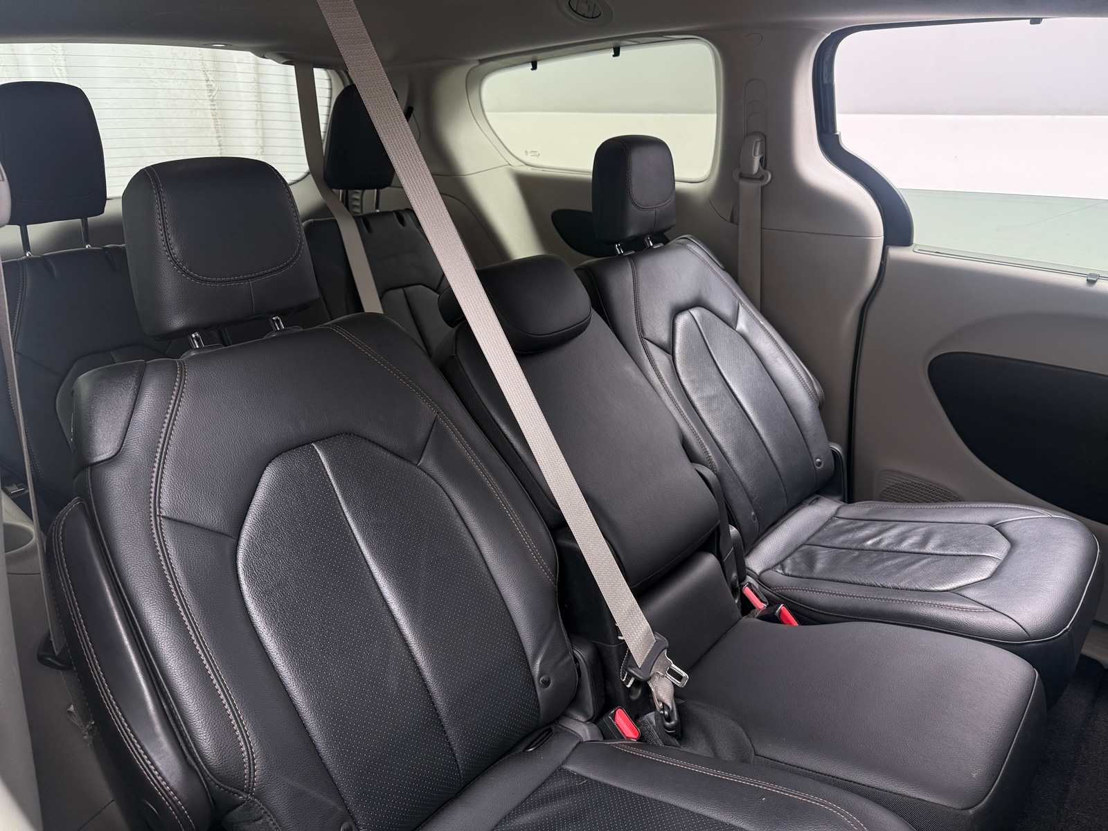 Thumbnail: 2019 Chrysler Pacifica - 5