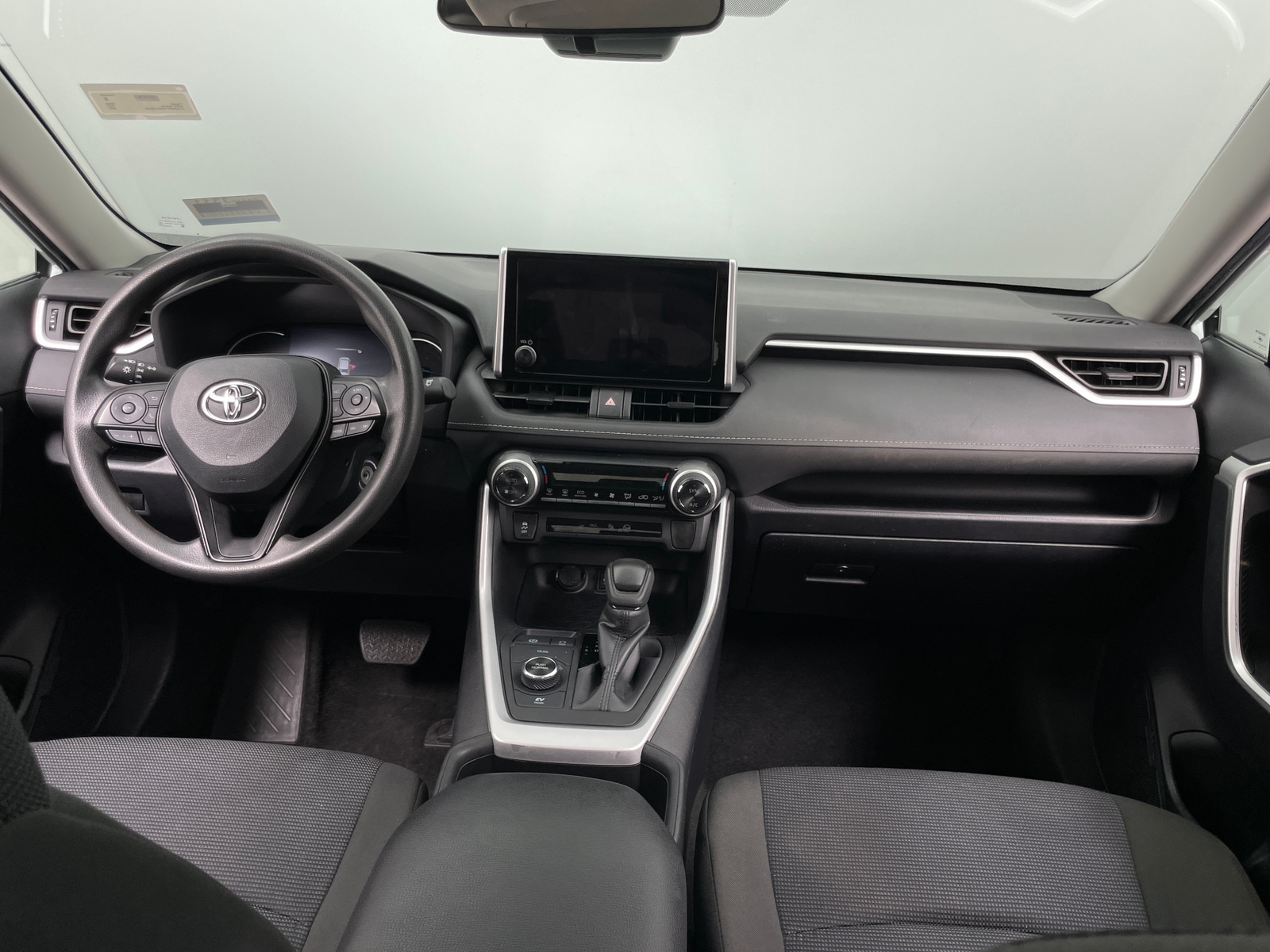 Thumbnail: 2024 Toyota RAV4 - 3