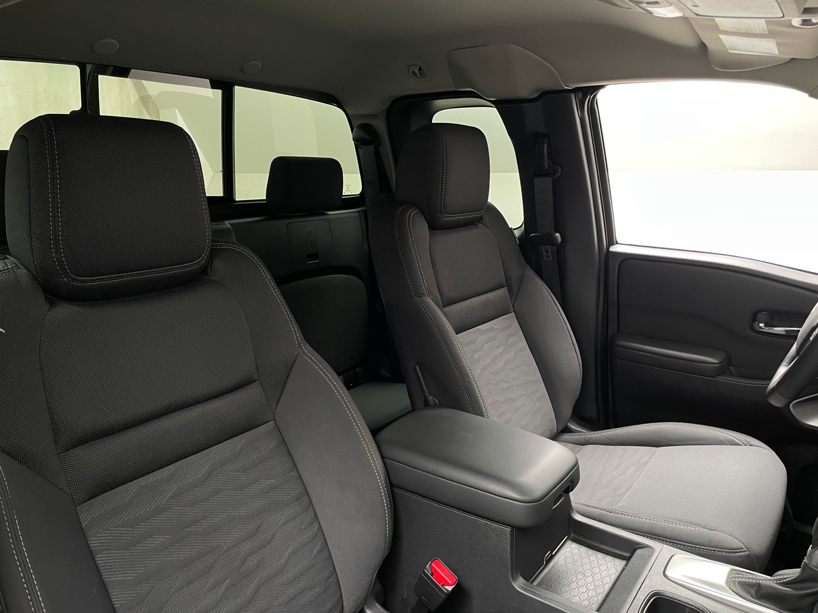 Thumbnail: 2024 Nissan Frontier - 2