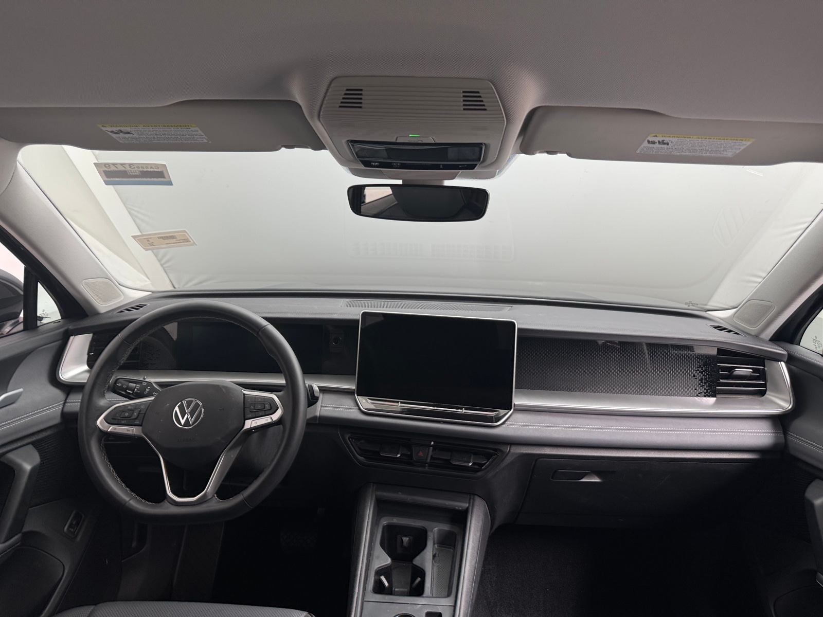 Thumbnail: 2025 Volkswagen Tiguan - 3