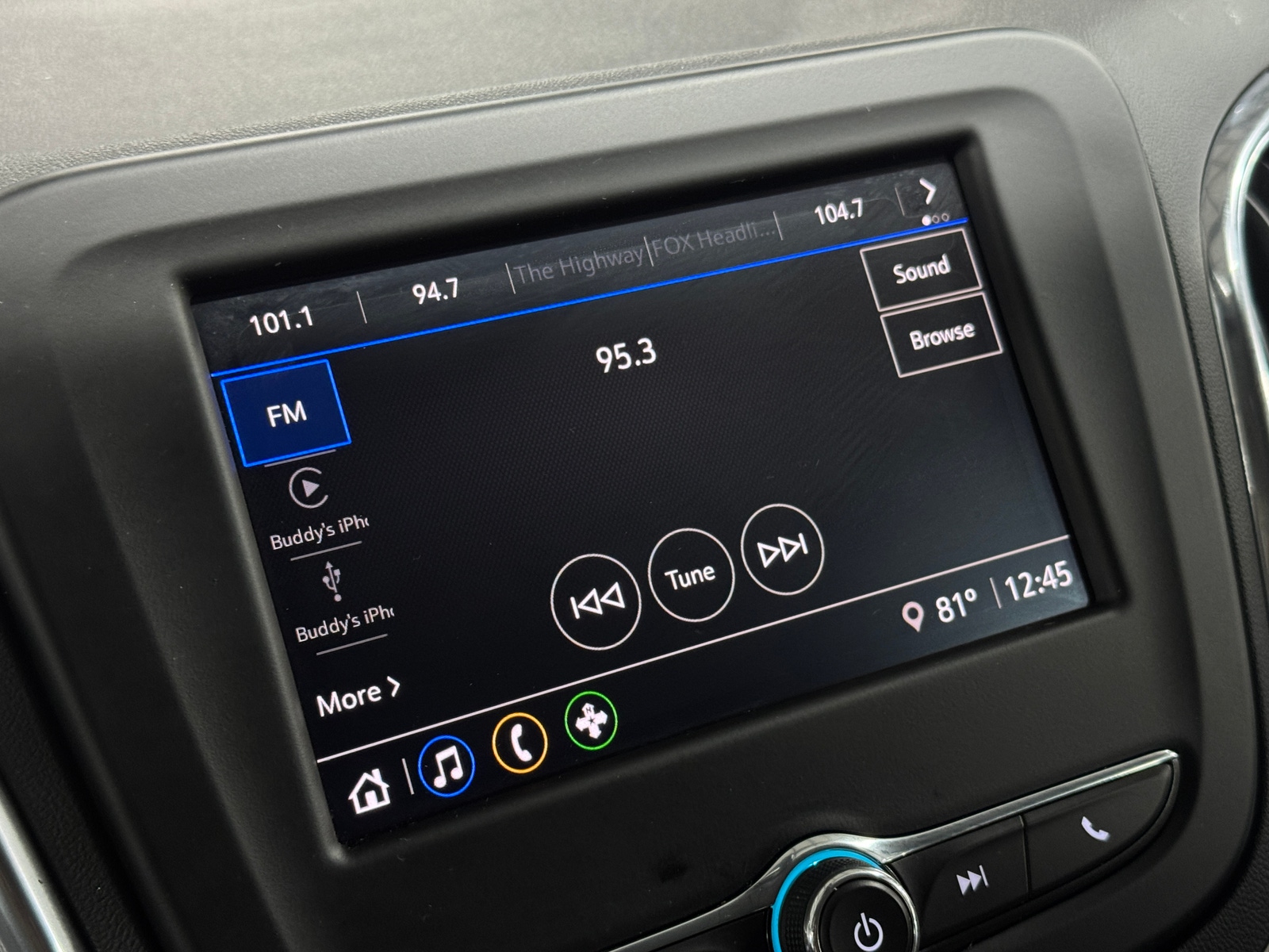 Thumbnail: 2024 Chevrolet Equinox - 4
