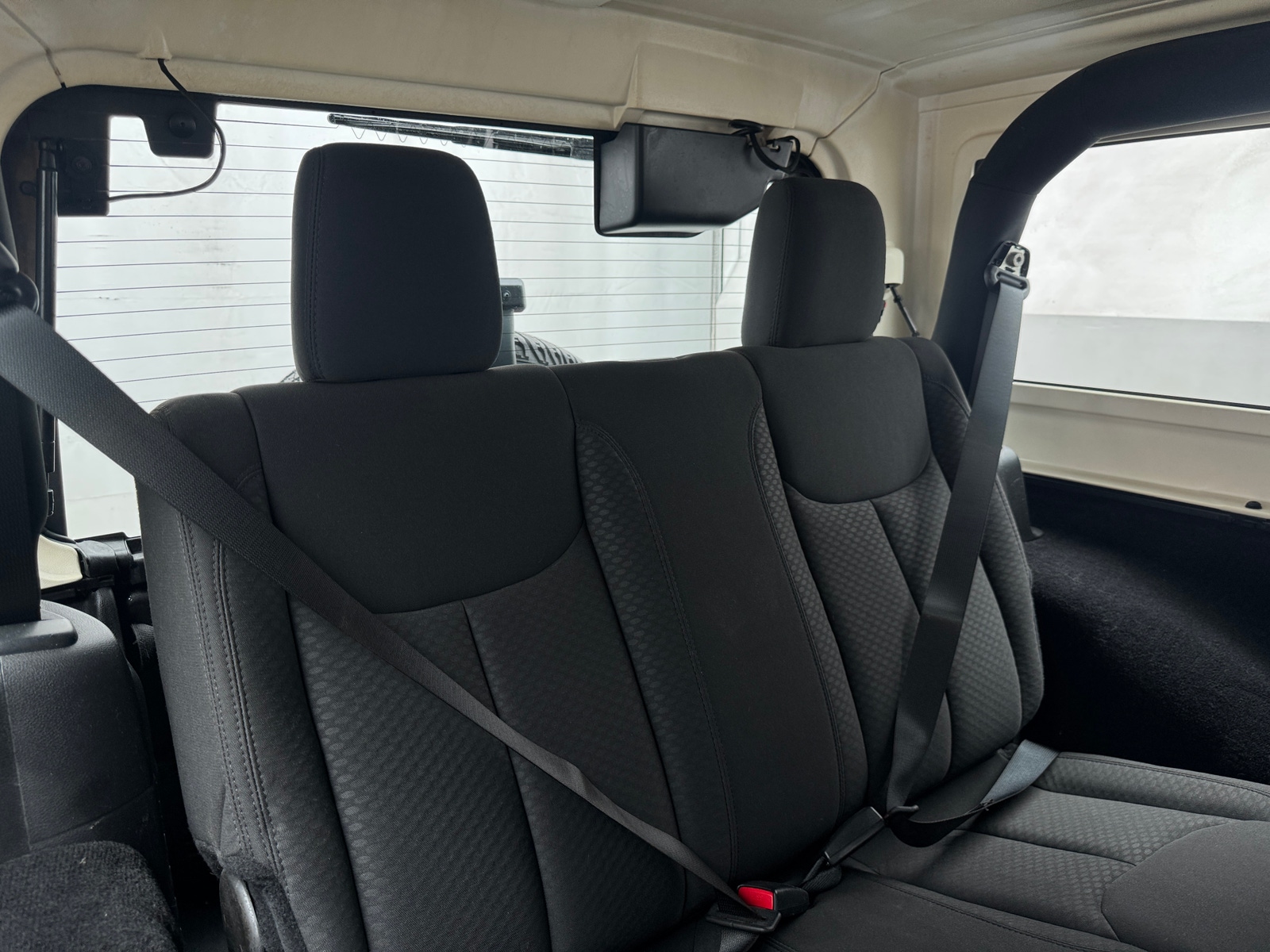 Thumbnail: 2017 Jeep Wrangler - 6