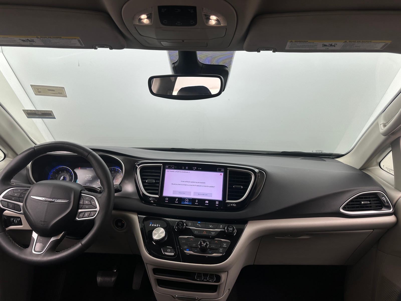Thumbnail: 2023 Chrysler Pacifica - 2