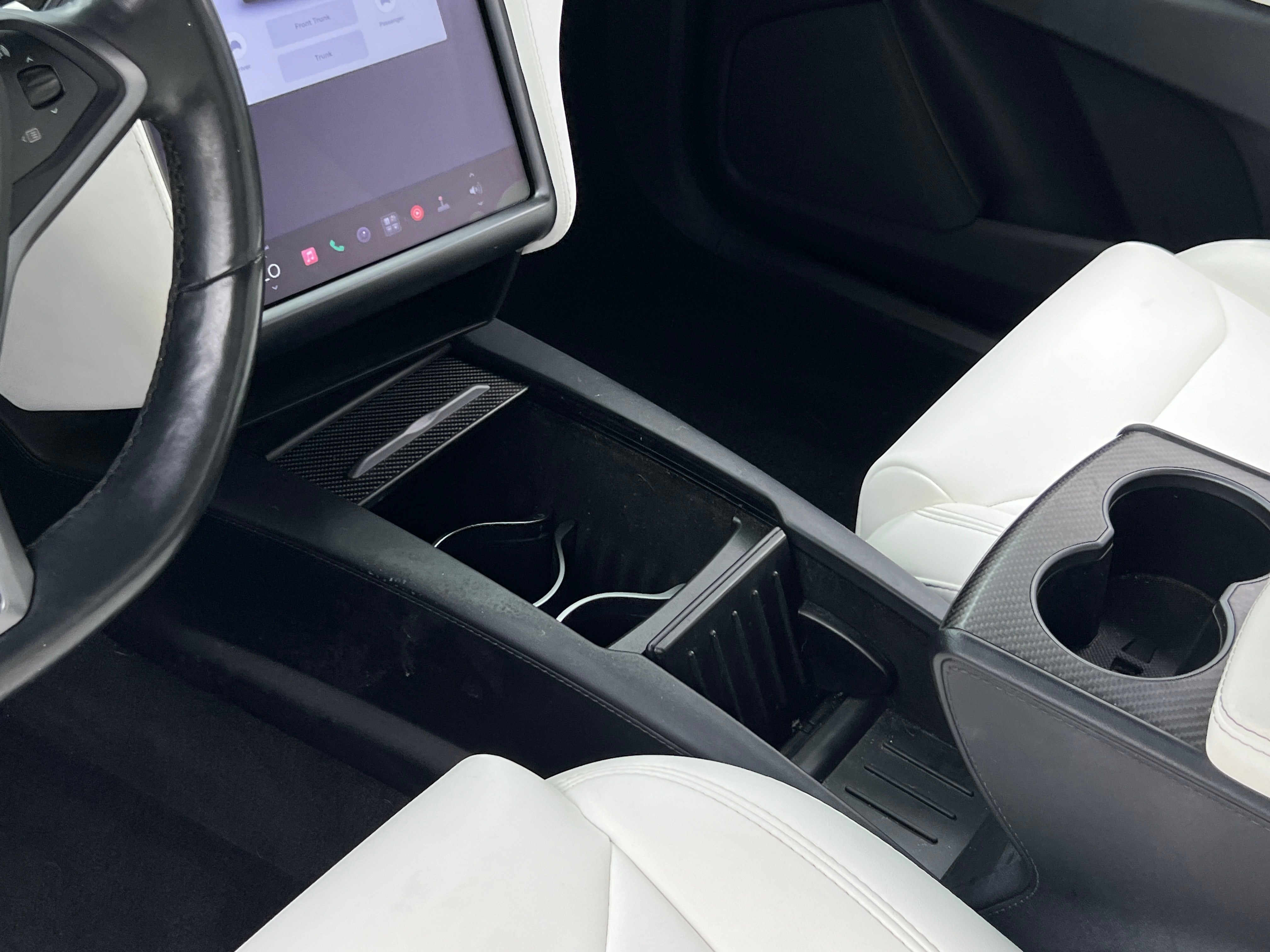 Used 2018 Tesla Model X 100D with VIN 5YJXCDE25JF133881 for sale in Oak Creek, WI