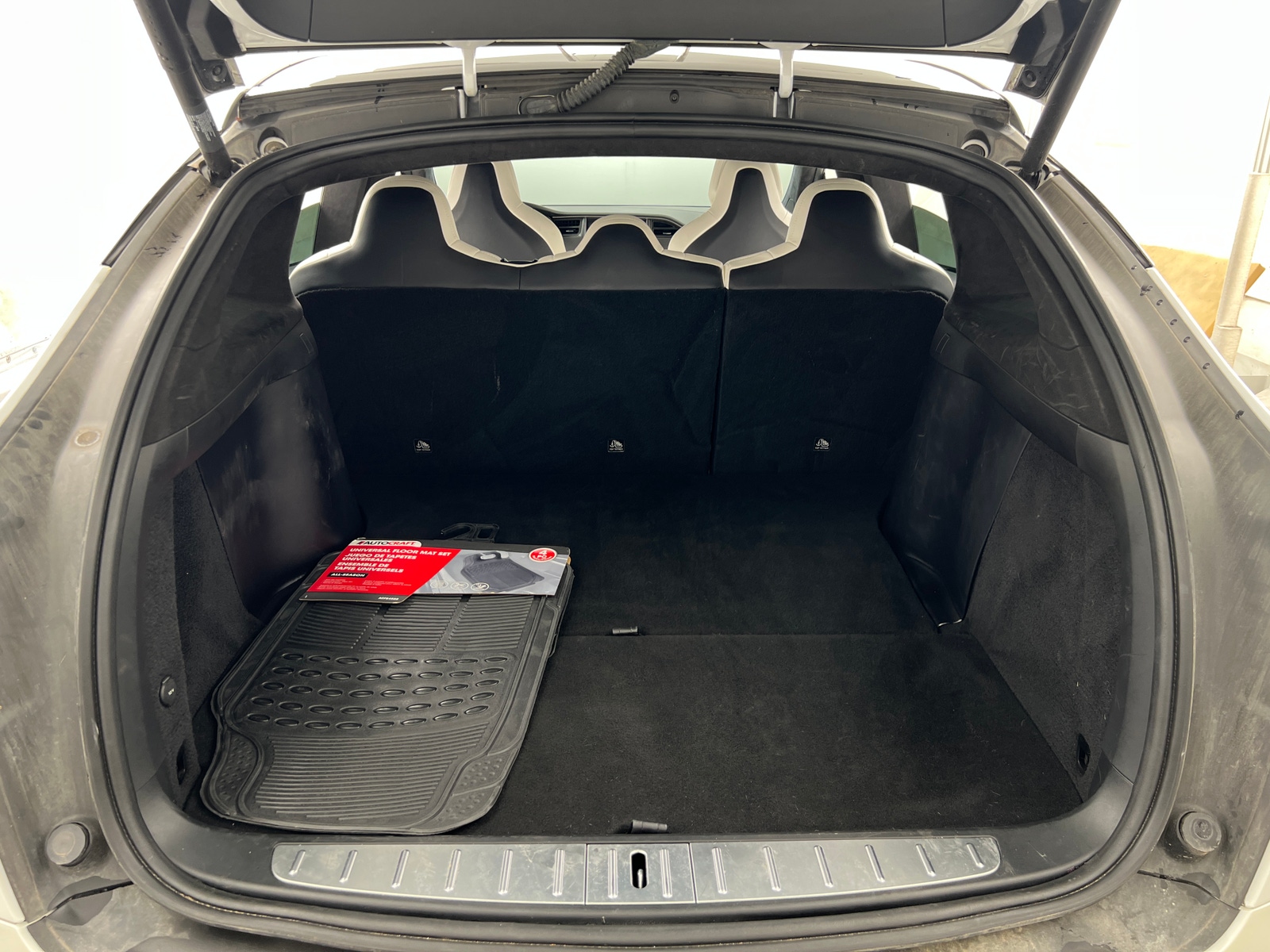 Thumbnail: 2018 Tesla Model X - 6
