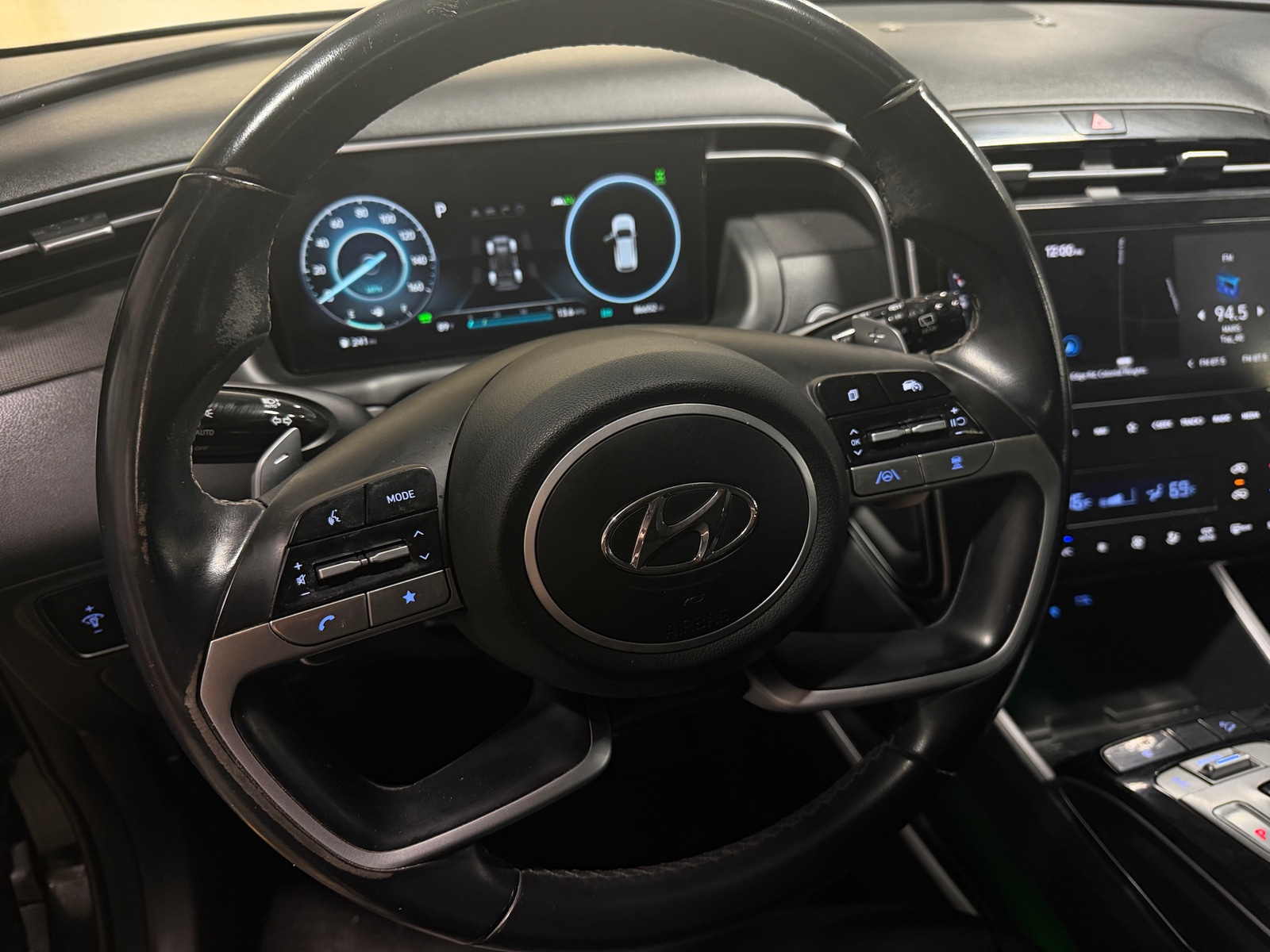 Thumbnail: 2023 Hyundai Tucson - 4