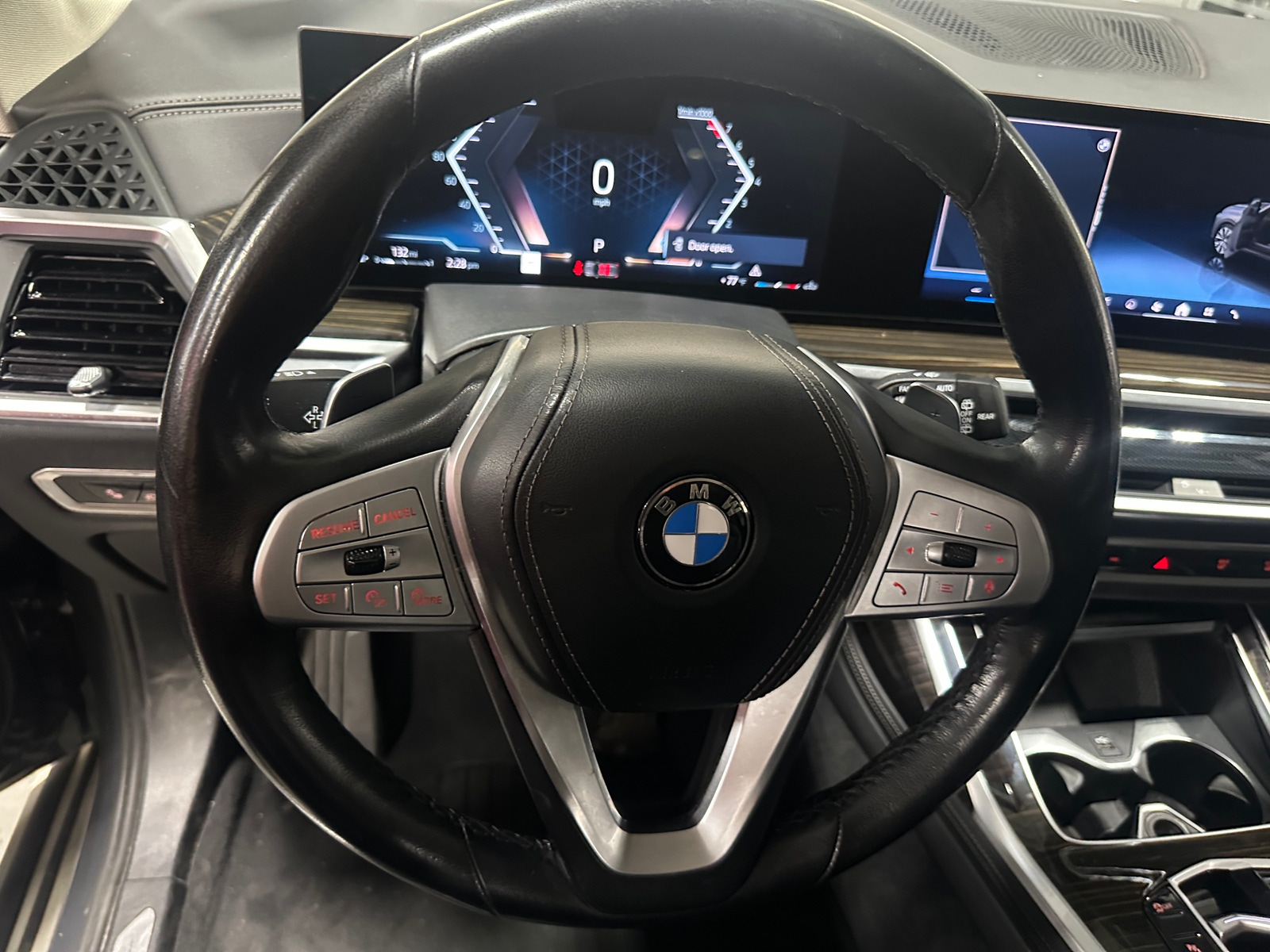 Thumbnail: 2024 BMW X7 - 4