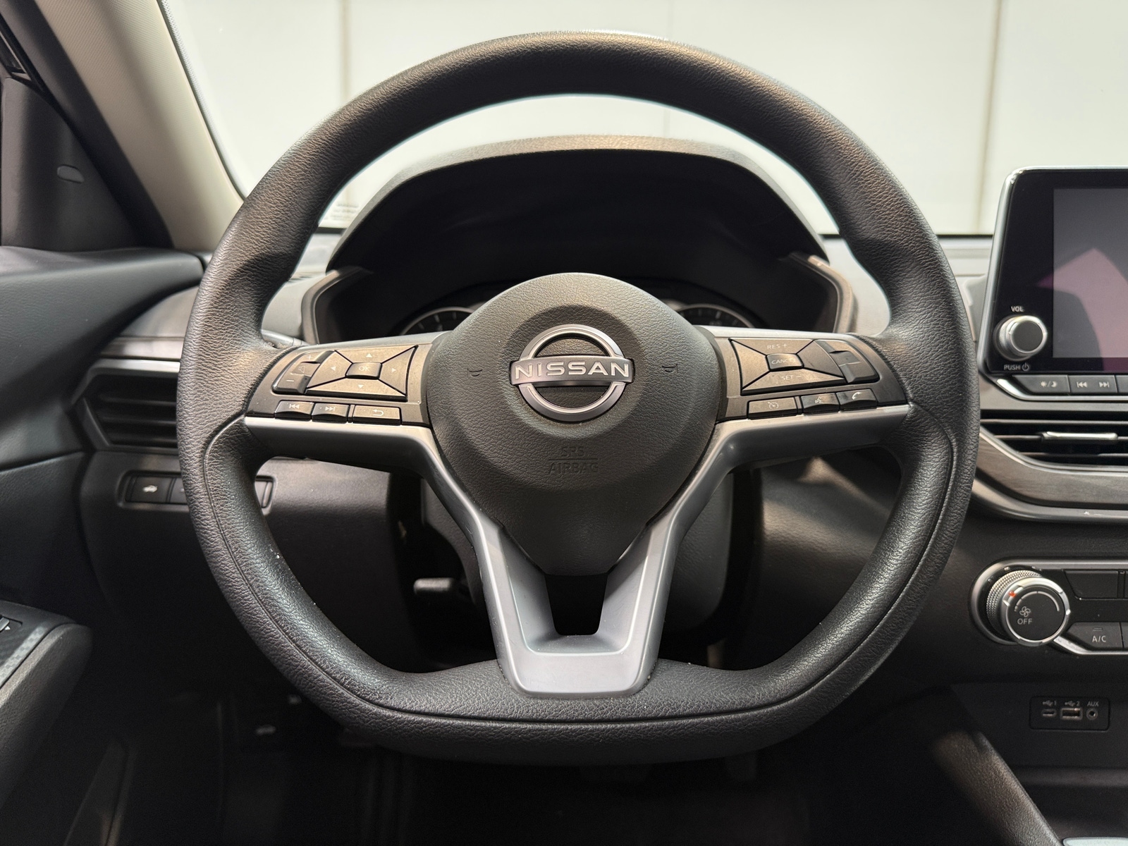 Thumbnail: 2025 Nissan Altima - 5