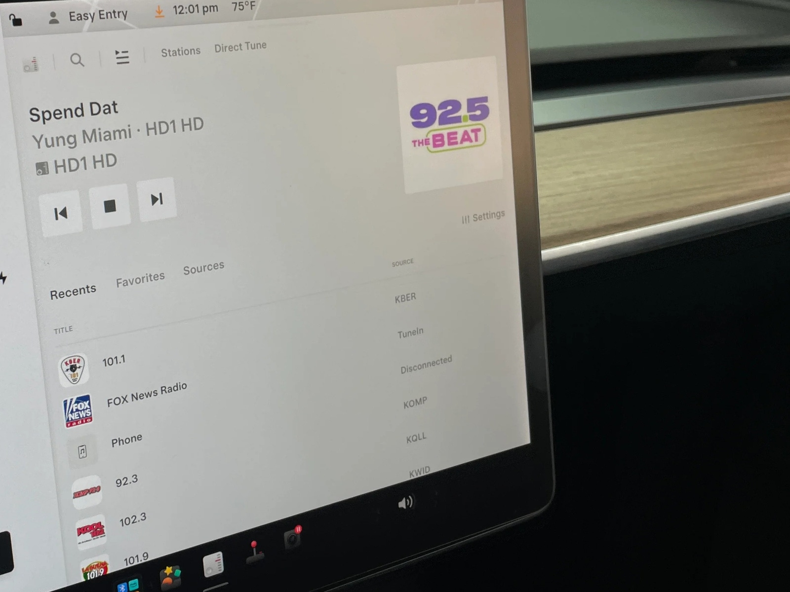 Thumbnail: 2021 Tesla Model Y - 3