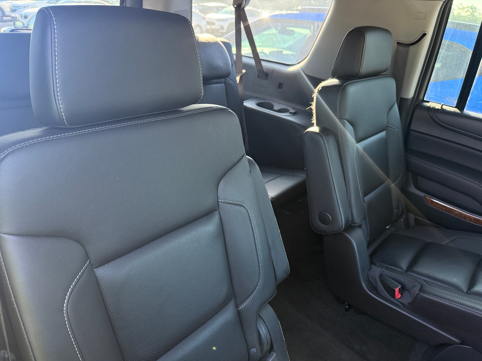 Thumbnail: 2016 Chevrolet Suburban - 5