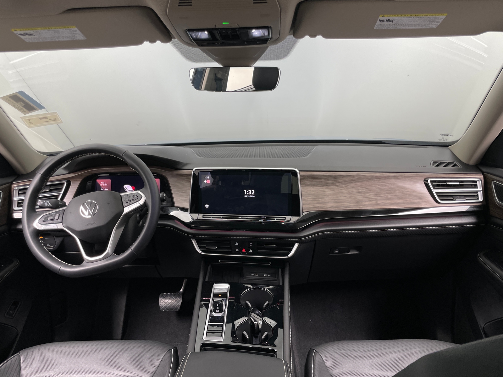 Thumbnail: 2026 Volkswagen Atlas - 2