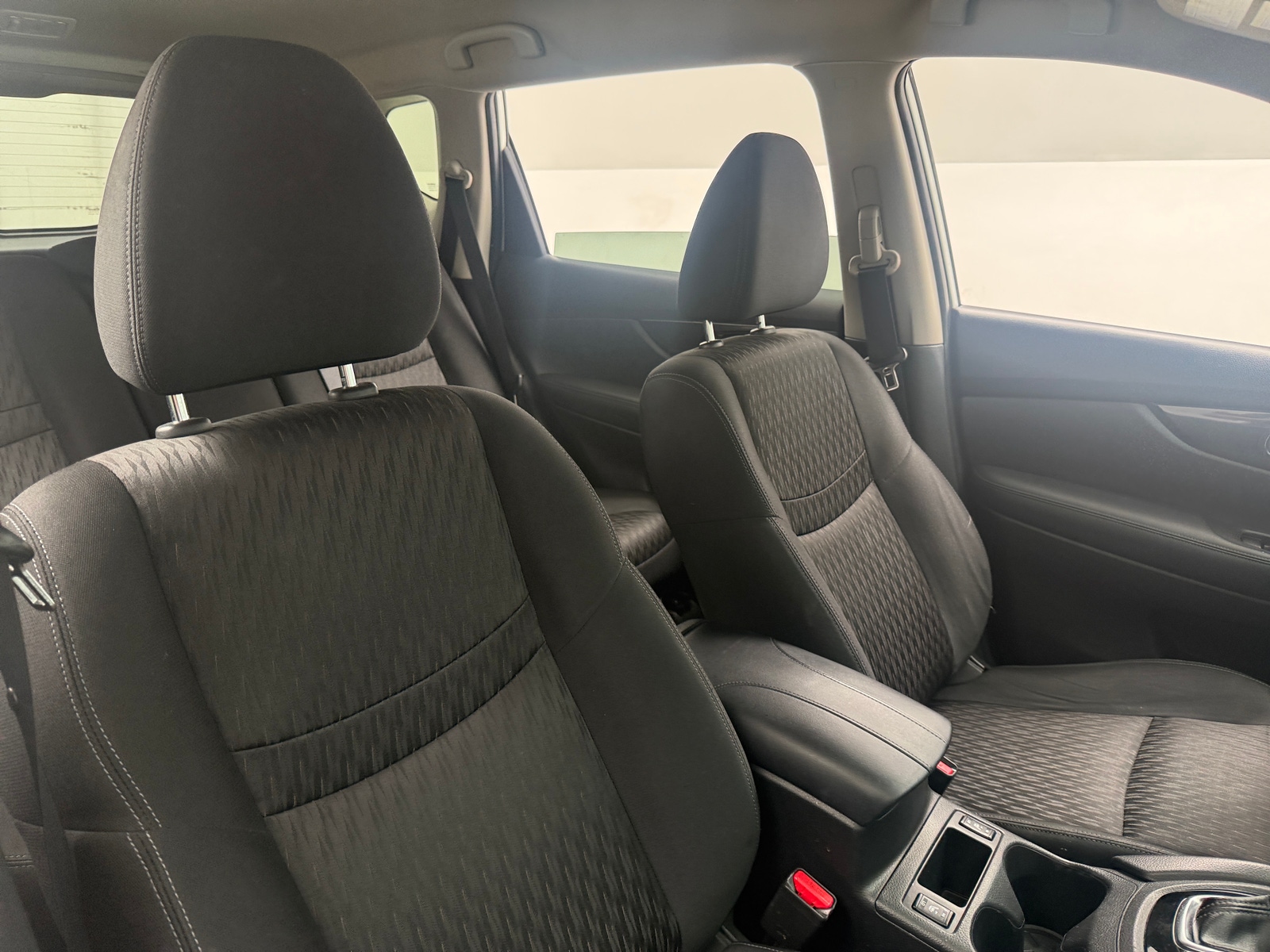 Thumbnail: 2017 Nissan Rogue - 2