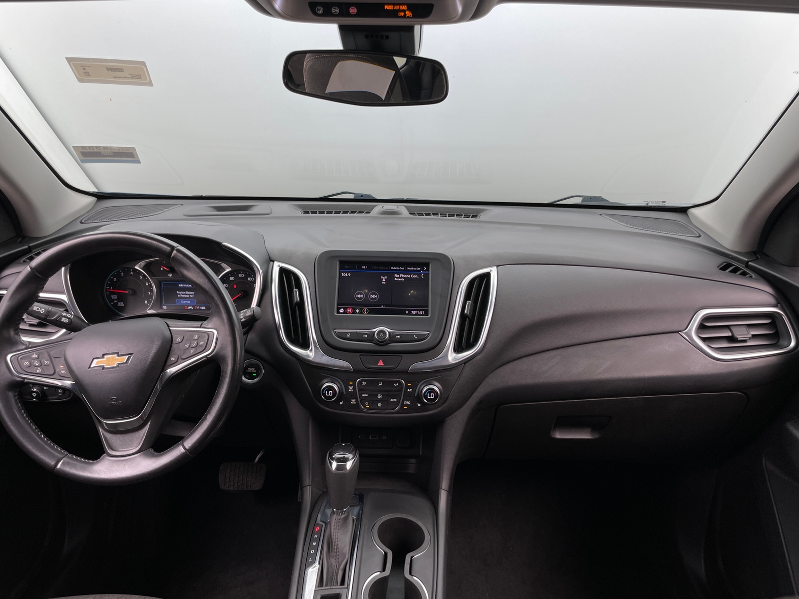 Thumbnail: 2021 Chevrolet Equinox - 3