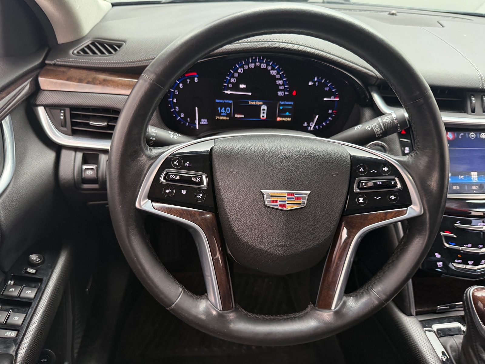 Thumbnail: 2016 Cadillac XTS - 4