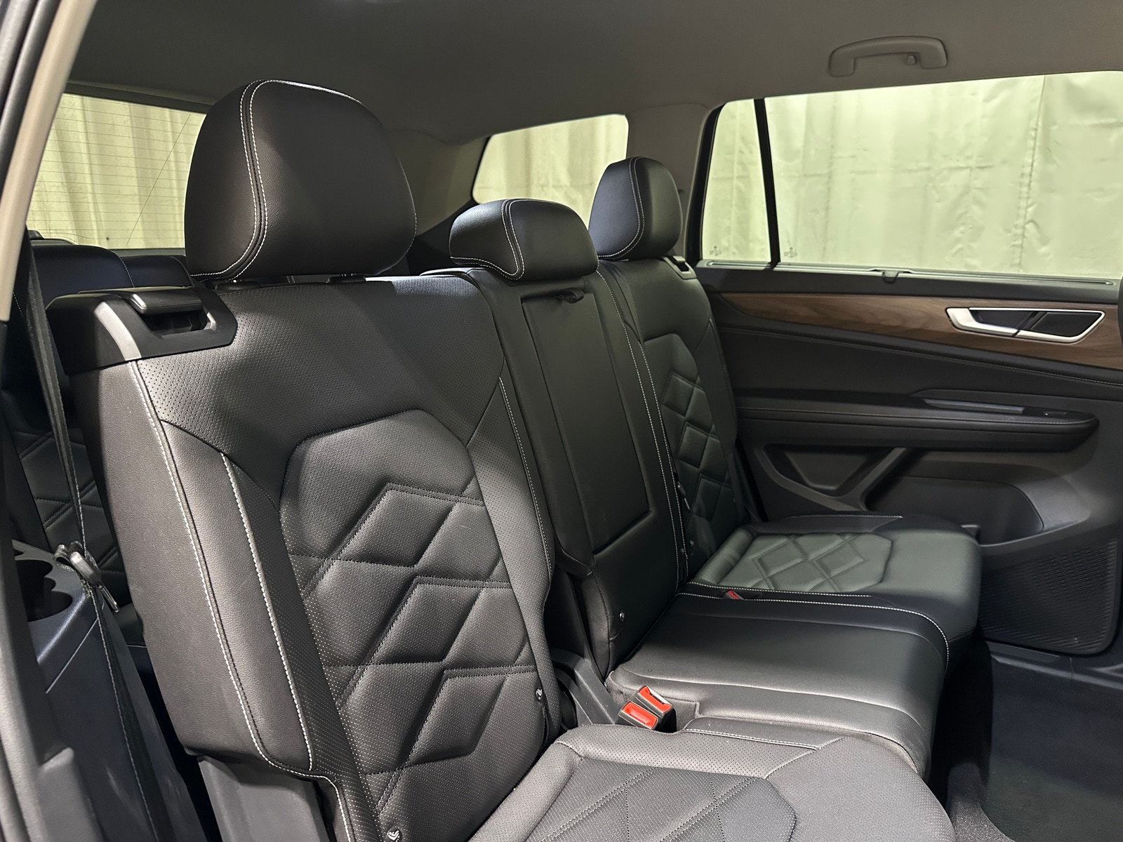 Thumbnail: 2026 Volkswagen Atlas - 5