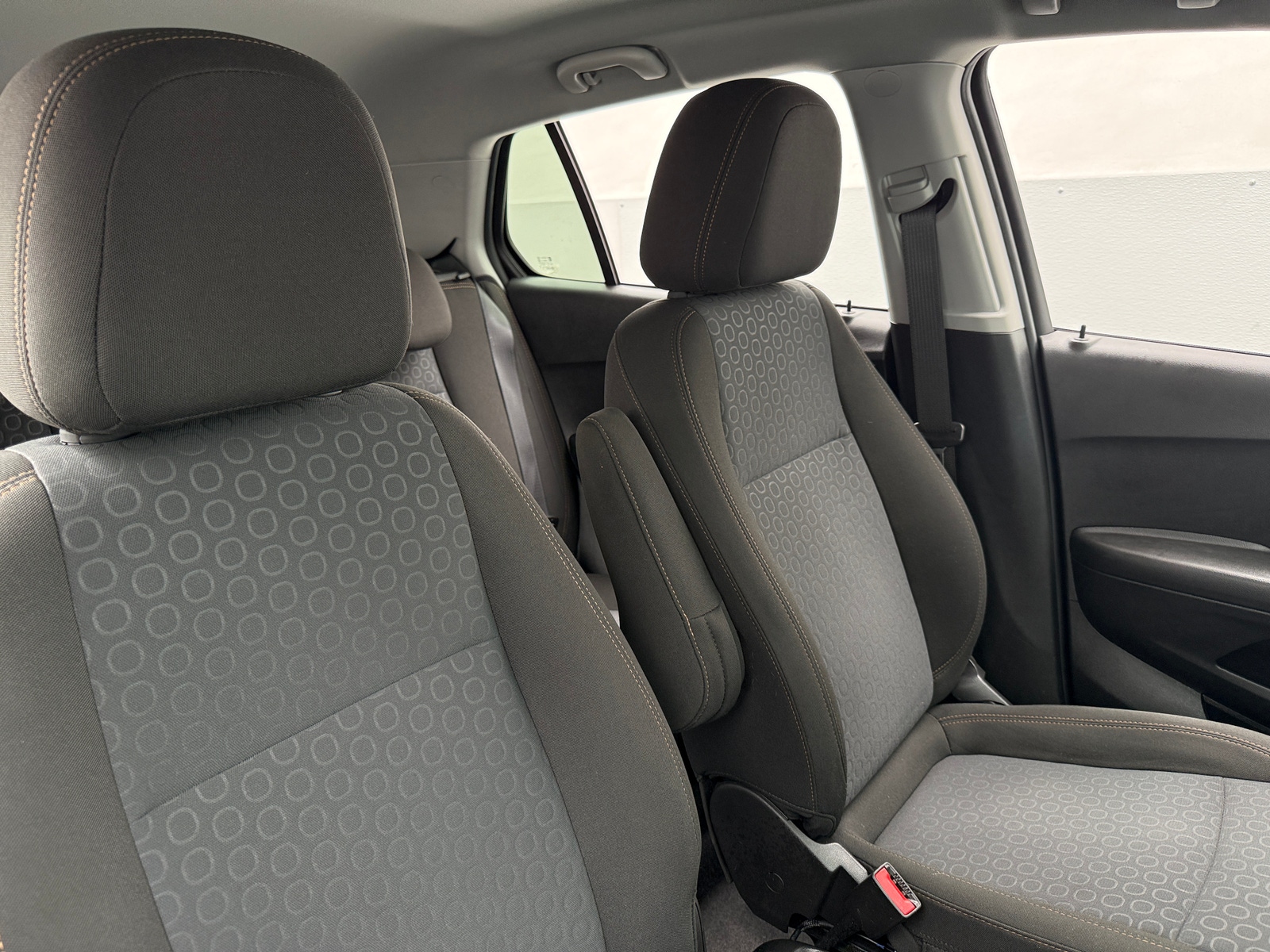 Thumbnail: 2020 Chevrolet Trax - 2