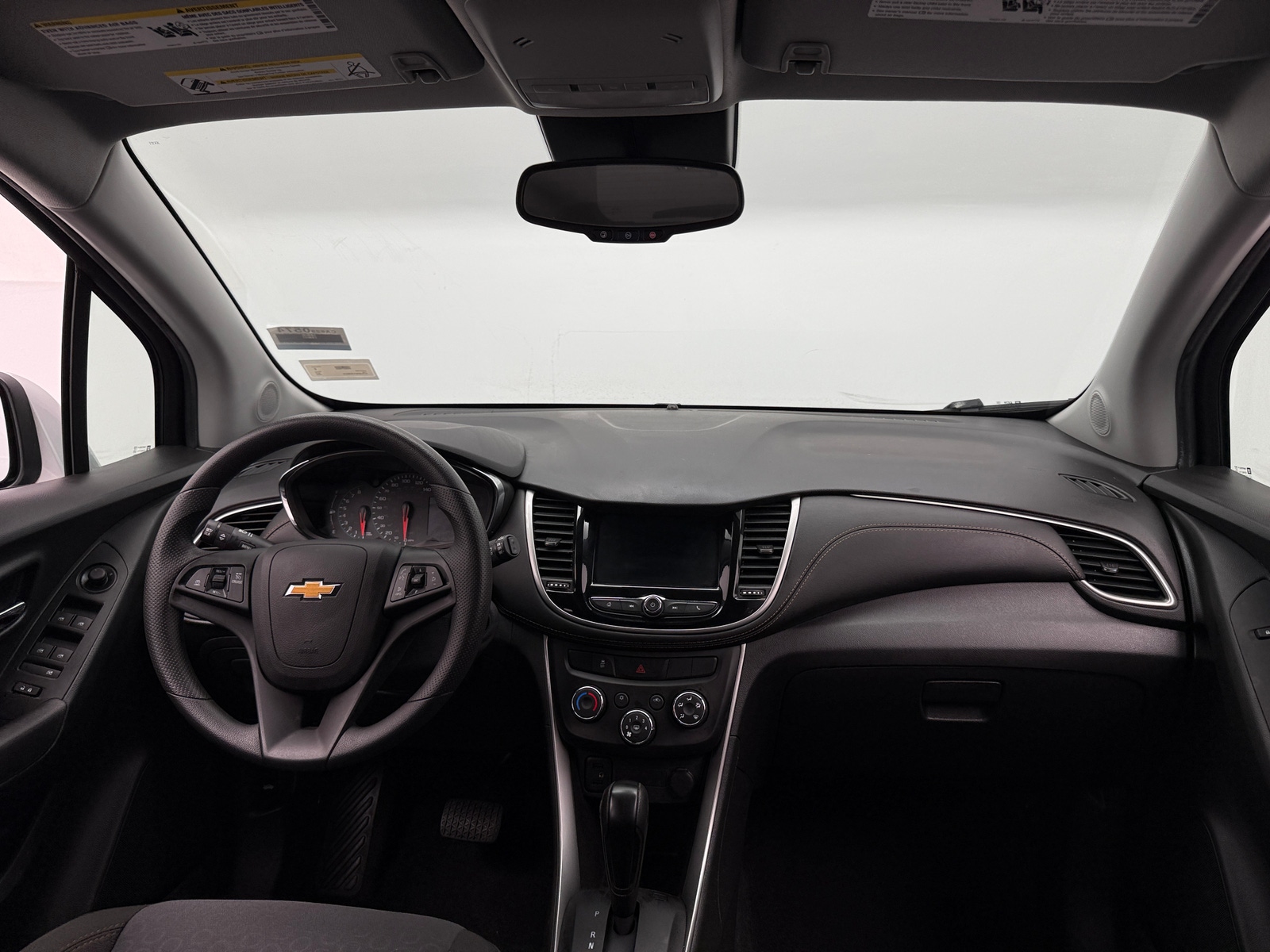 Thumbnail: 2020 Chevrolet Trax - 3