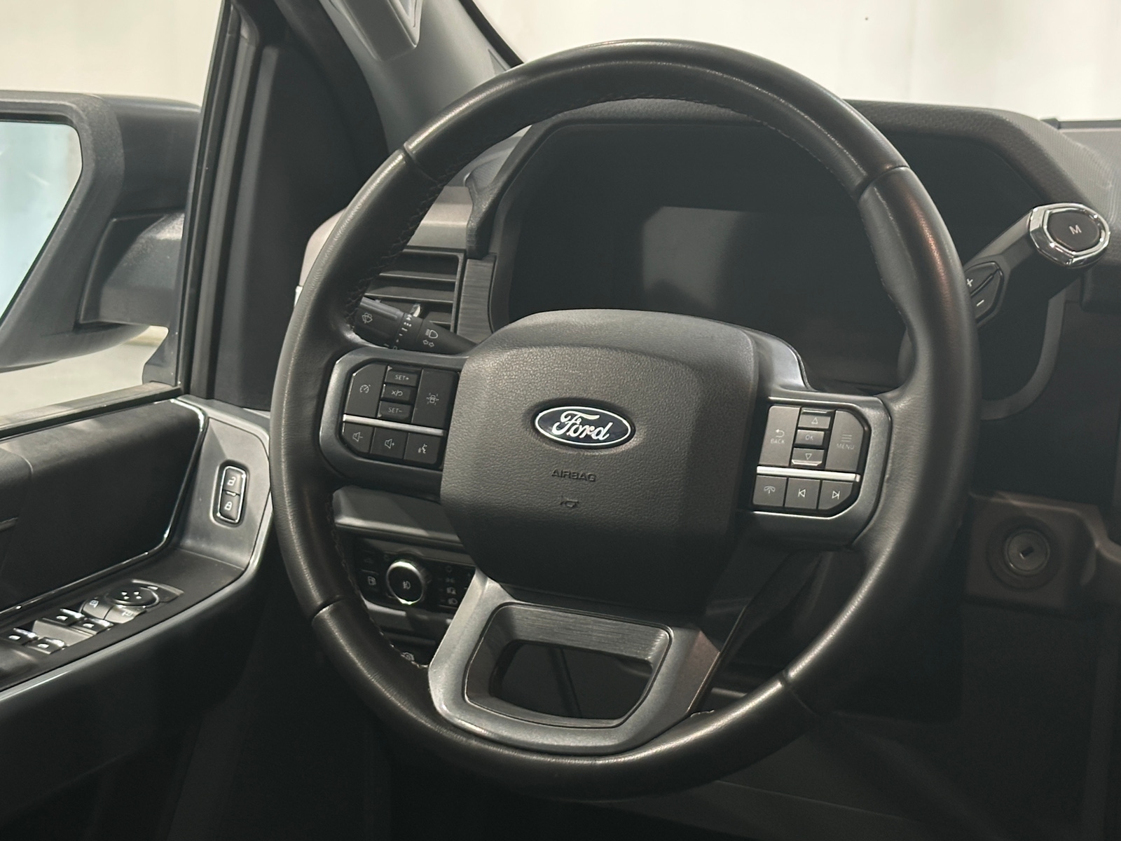 Thumbnail: 2024 Ford Econoline - 5