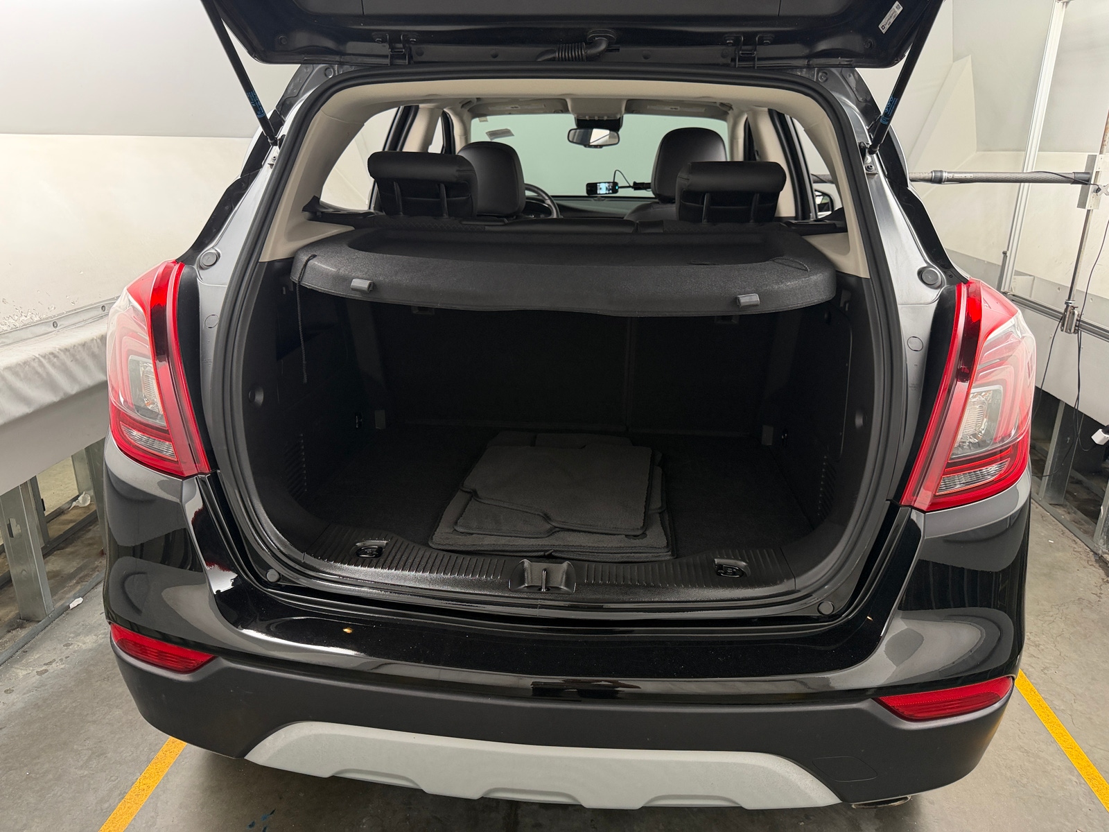 Thumbnail: 2019 Buick Encore - 6