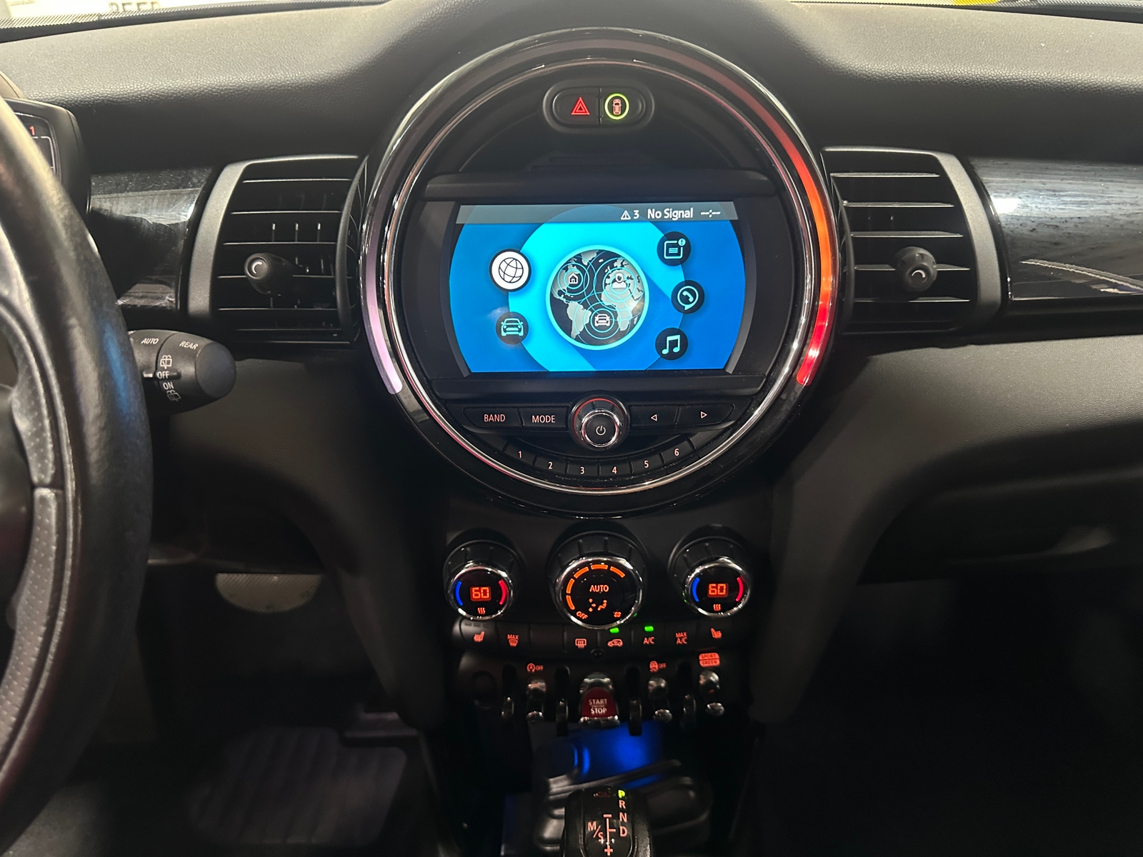 Thumbnail: 2019 MINI Cooper Hardtop - 2