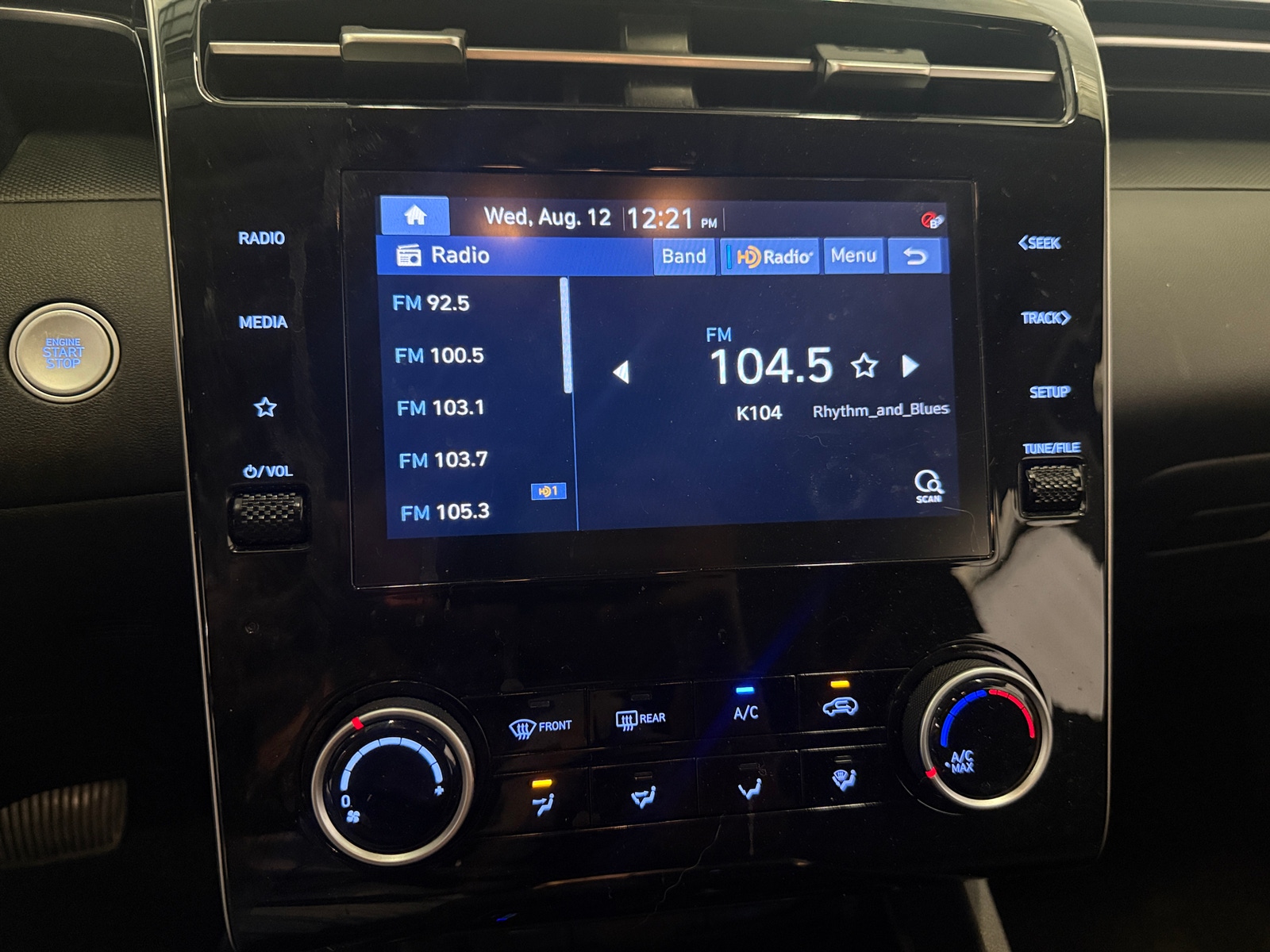 Thumbnail: 2022 Hyundai Tucson - 4