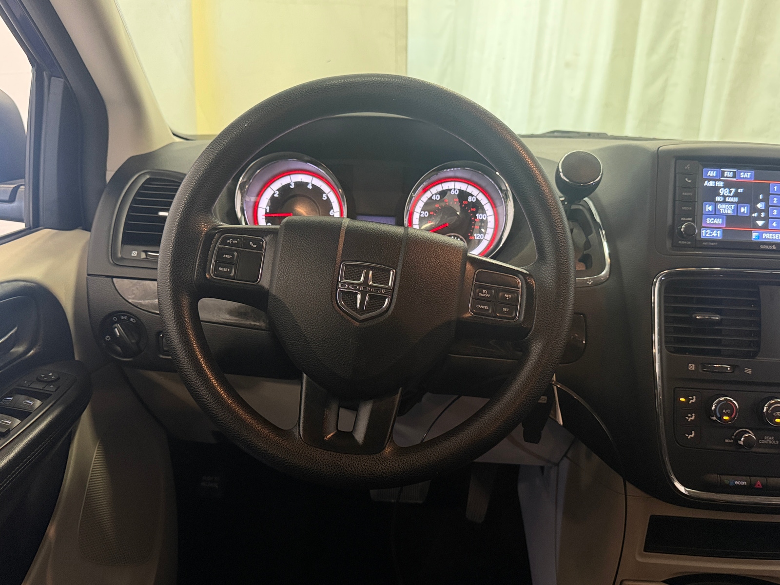 Thumbnail: 2019 Dodge Grand Caravan - 5