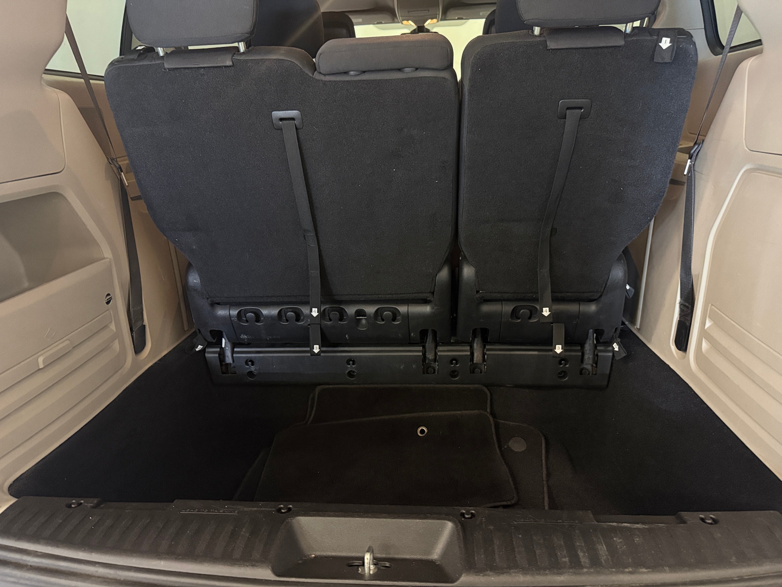 Thumbnail: 2019 Dodge Grand Caravan - 7
