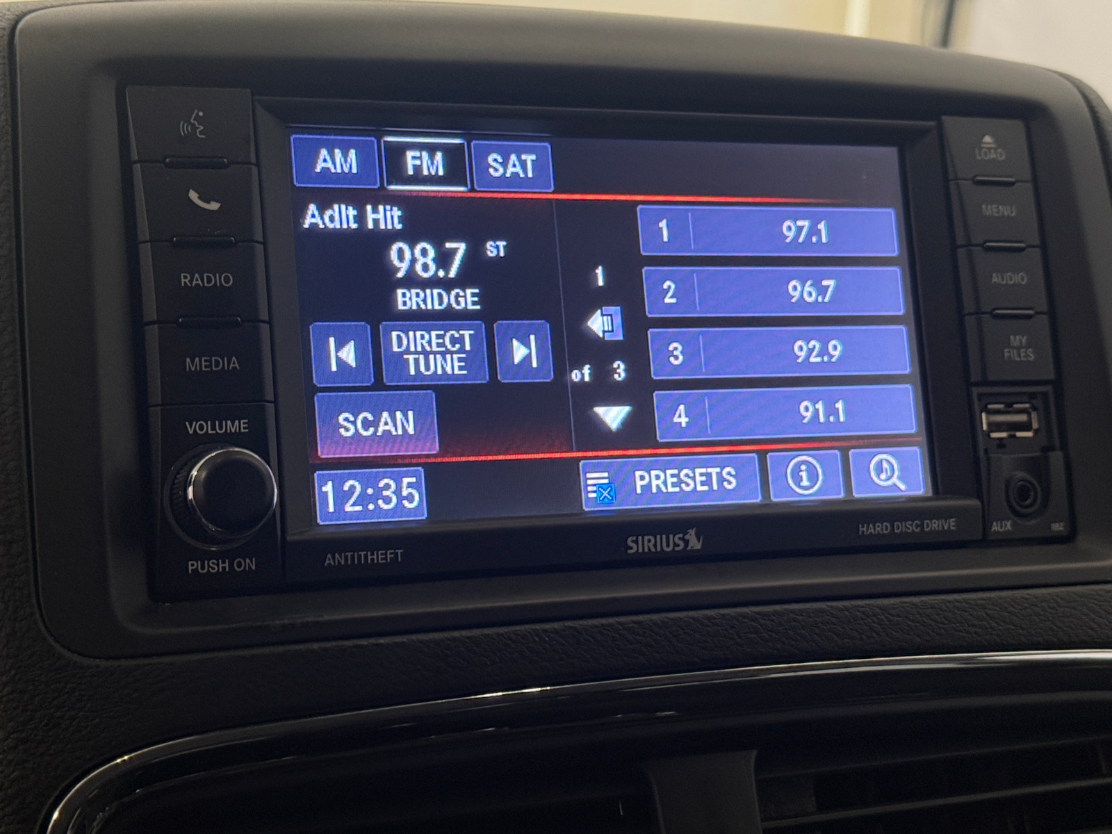 Thumbnail: 2019 Dodge Grand Caravan - 4