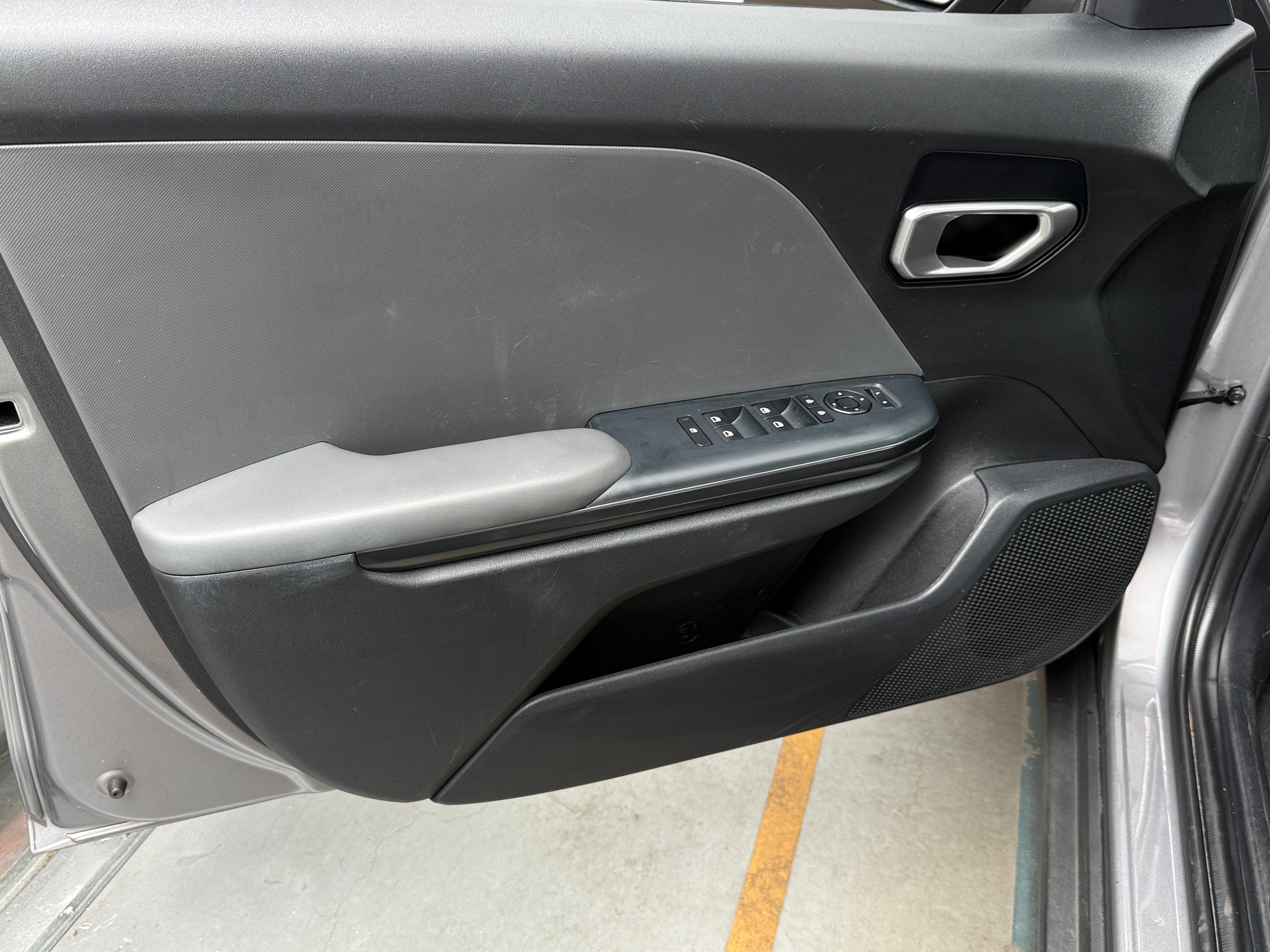 2025 Kia K4 LXS - Photo 5