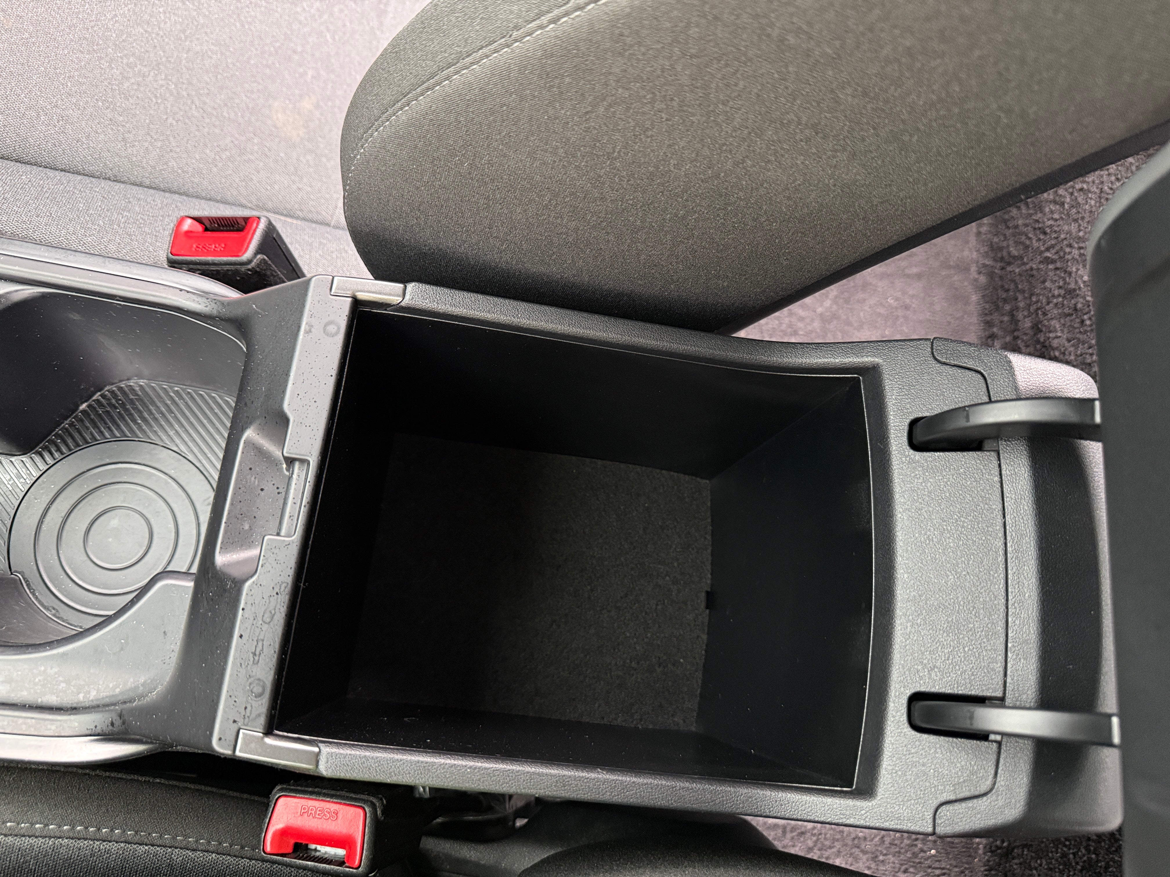2025 Kia K4 LXS - Photo 15