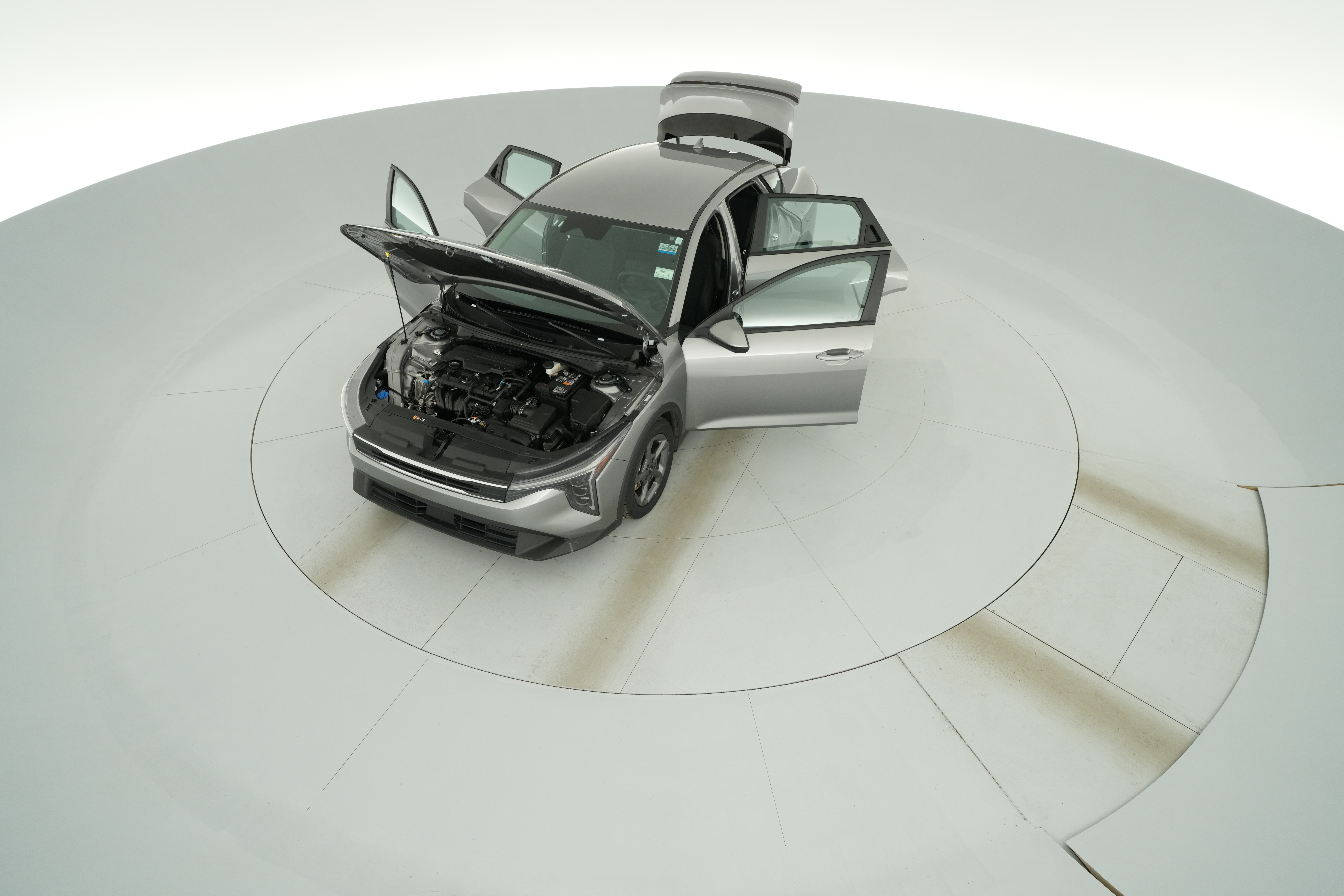 2025 Kia K4 LXS - Photo 39