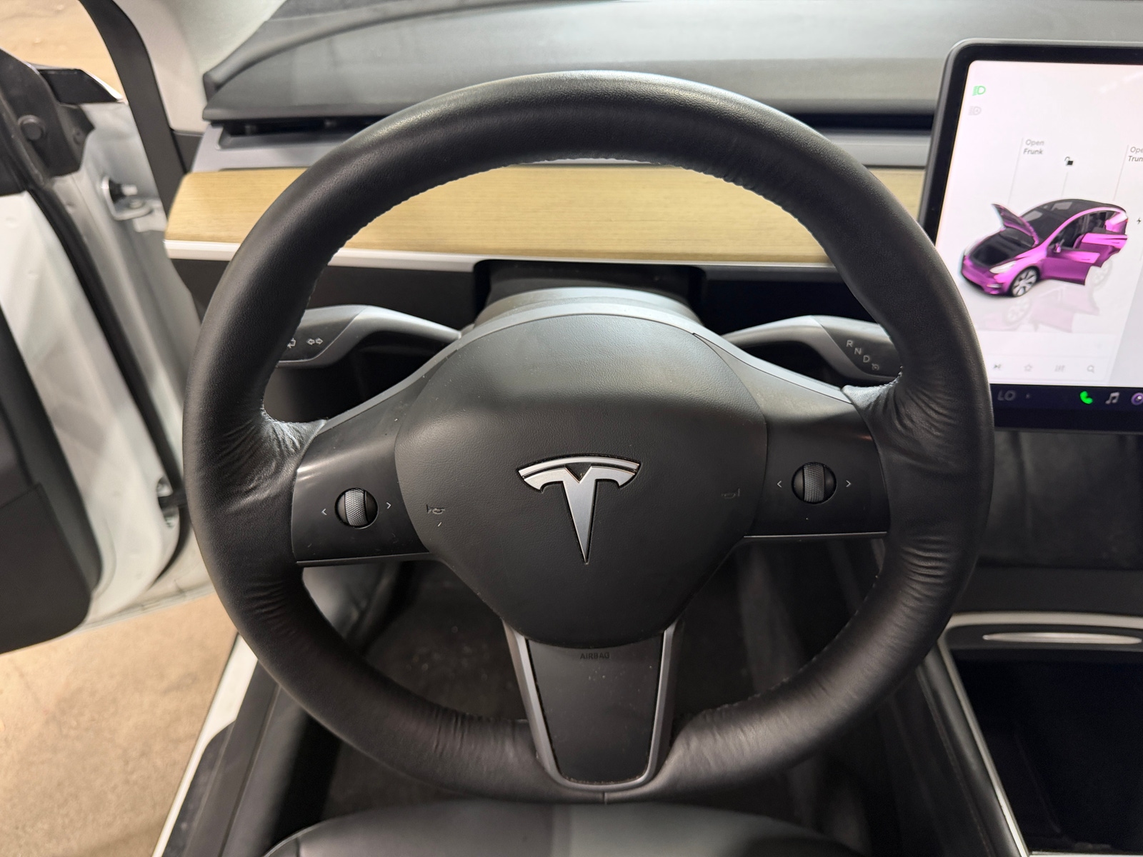 Thumbnail: 2023 Tesla Model Y - 4