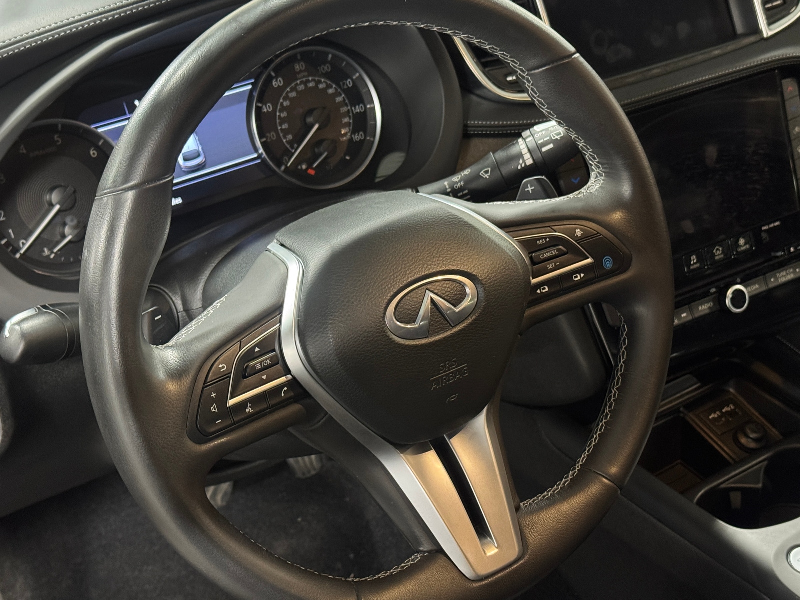 Thumbnail: 2023 INFINITI QX55 - 4