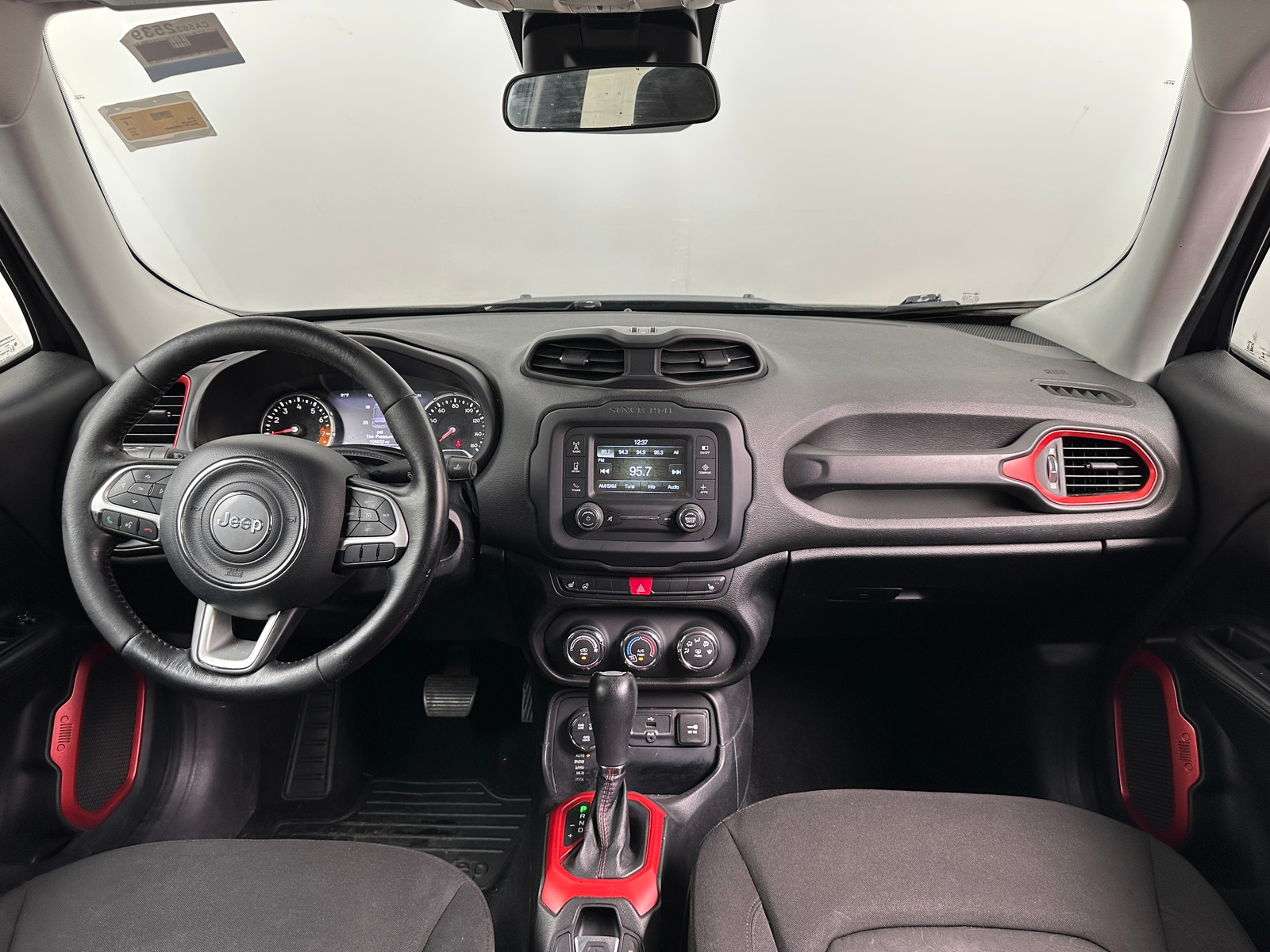 Thumbnail: 2016 Jeep Renegade - 3